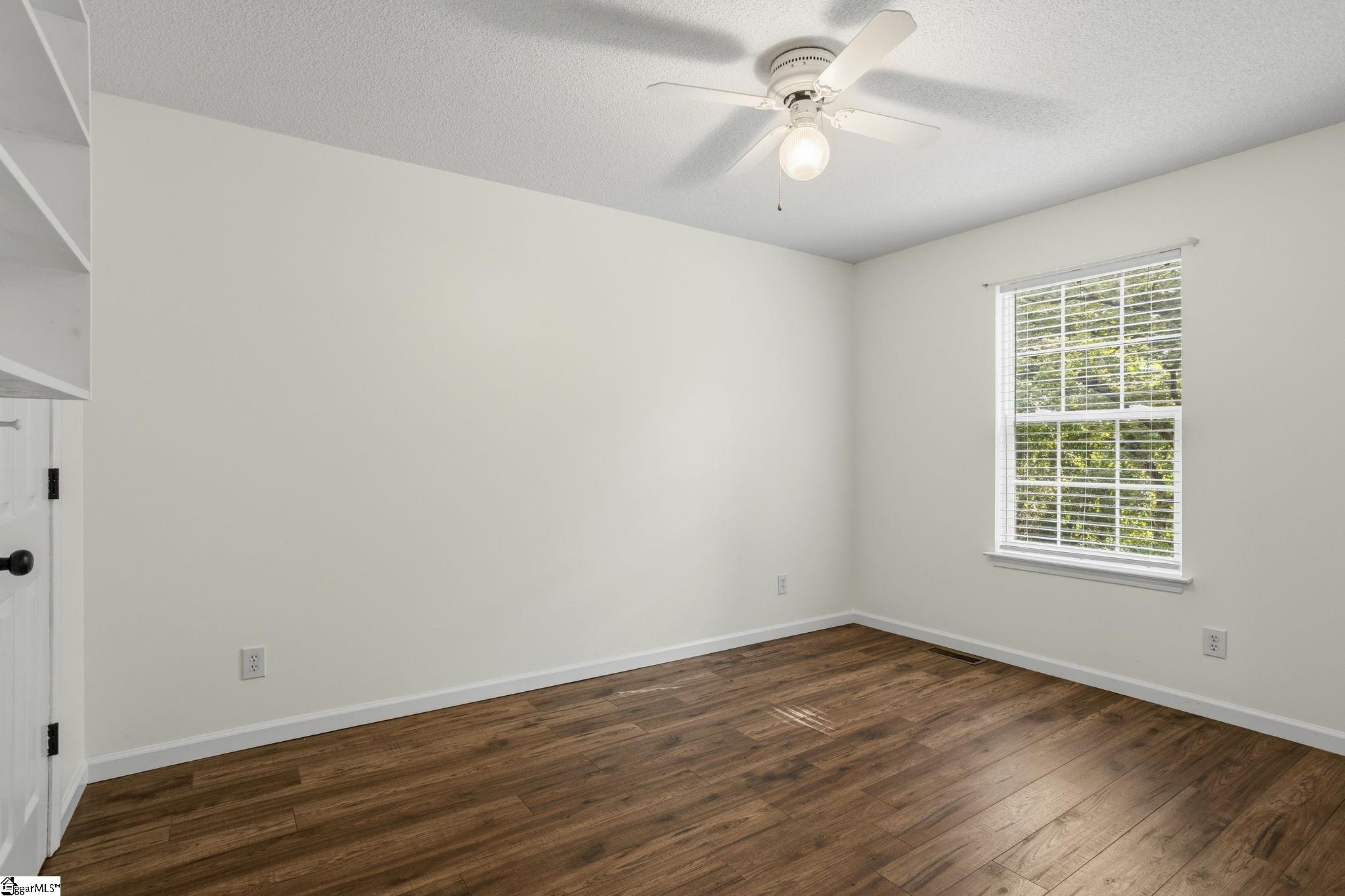 612 Crestwood Drive Property Photo 40