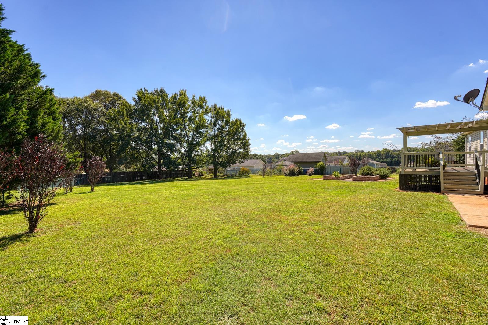 424 Bollweevil Way Property Photo 6
