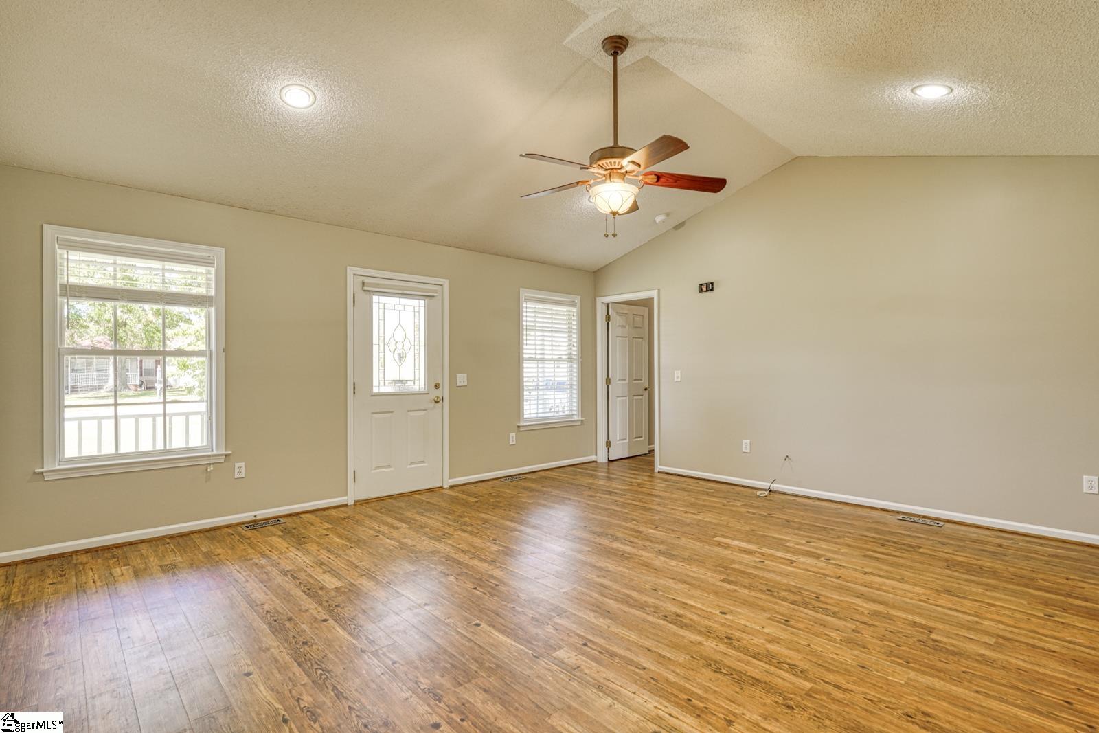 424 Bollweevil Way Property Photo 10