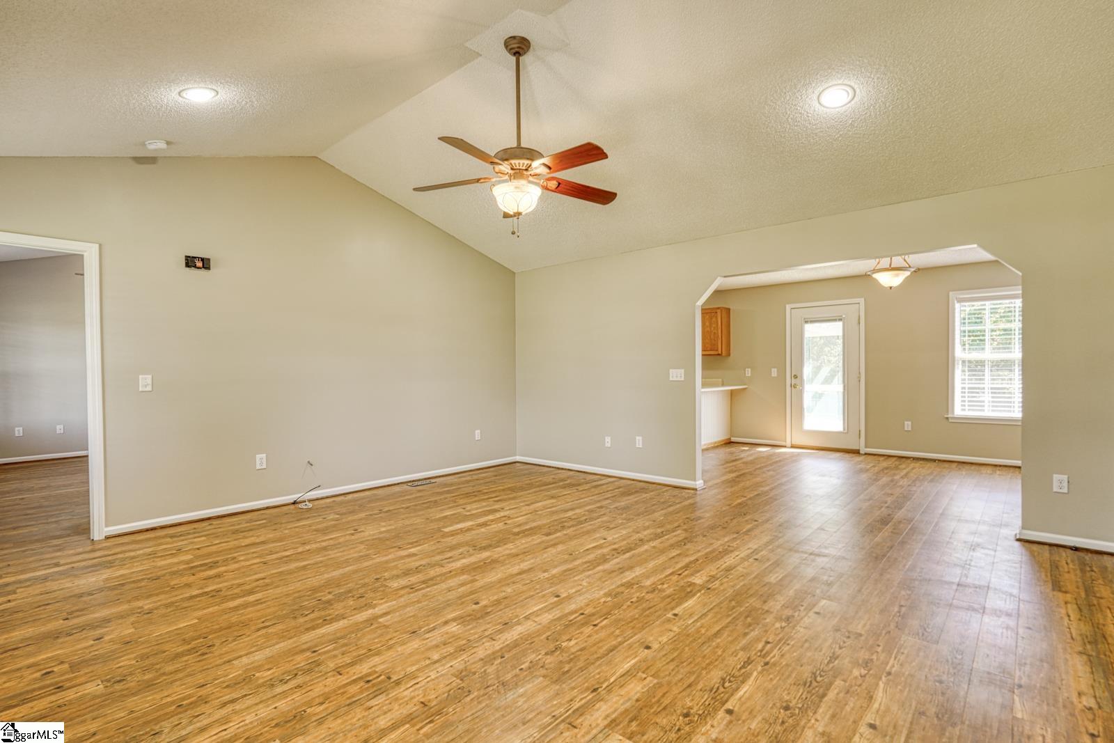 424 Bollweevil Way Property Photo 11