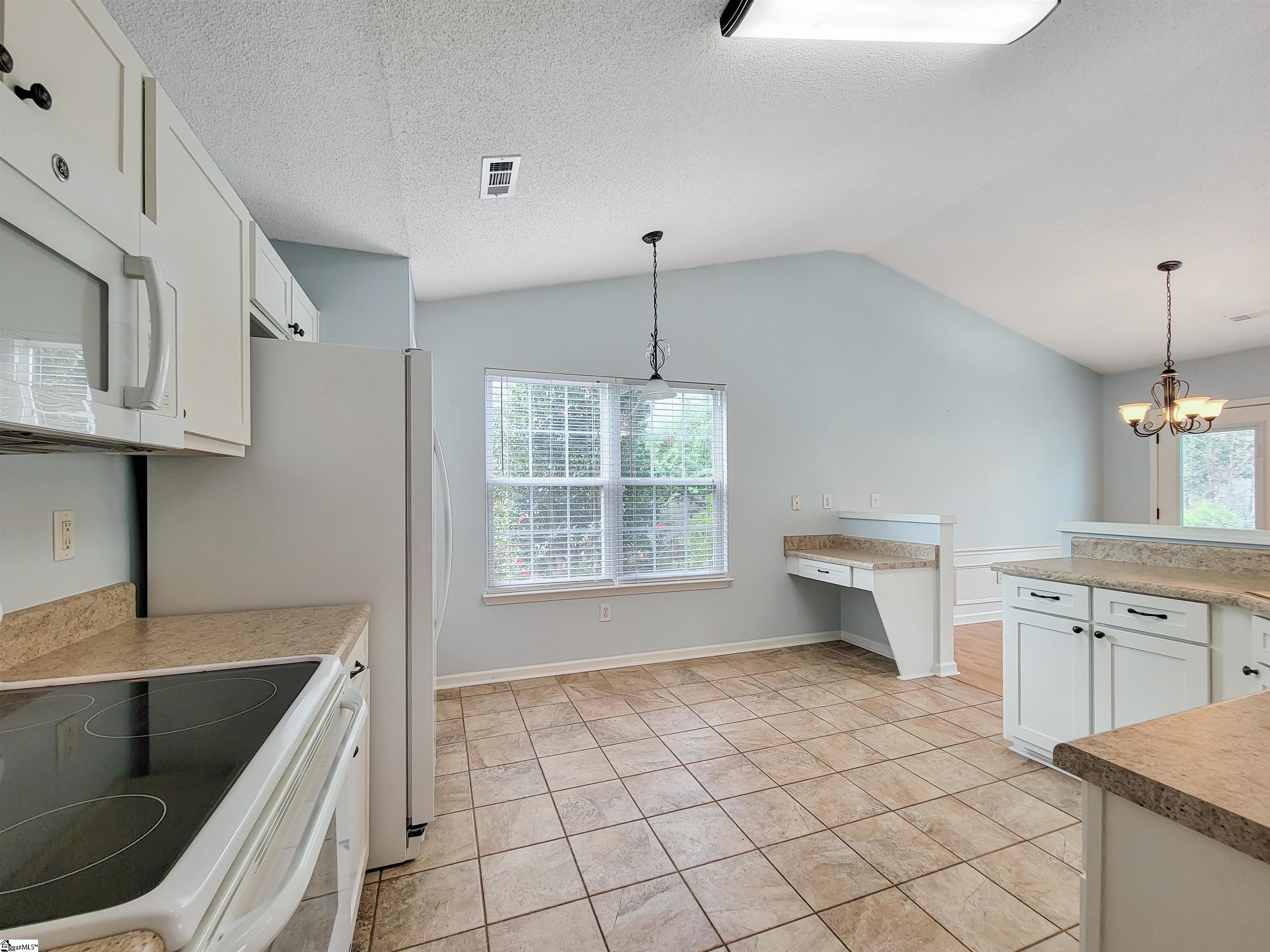 1605509 Property Photo 7