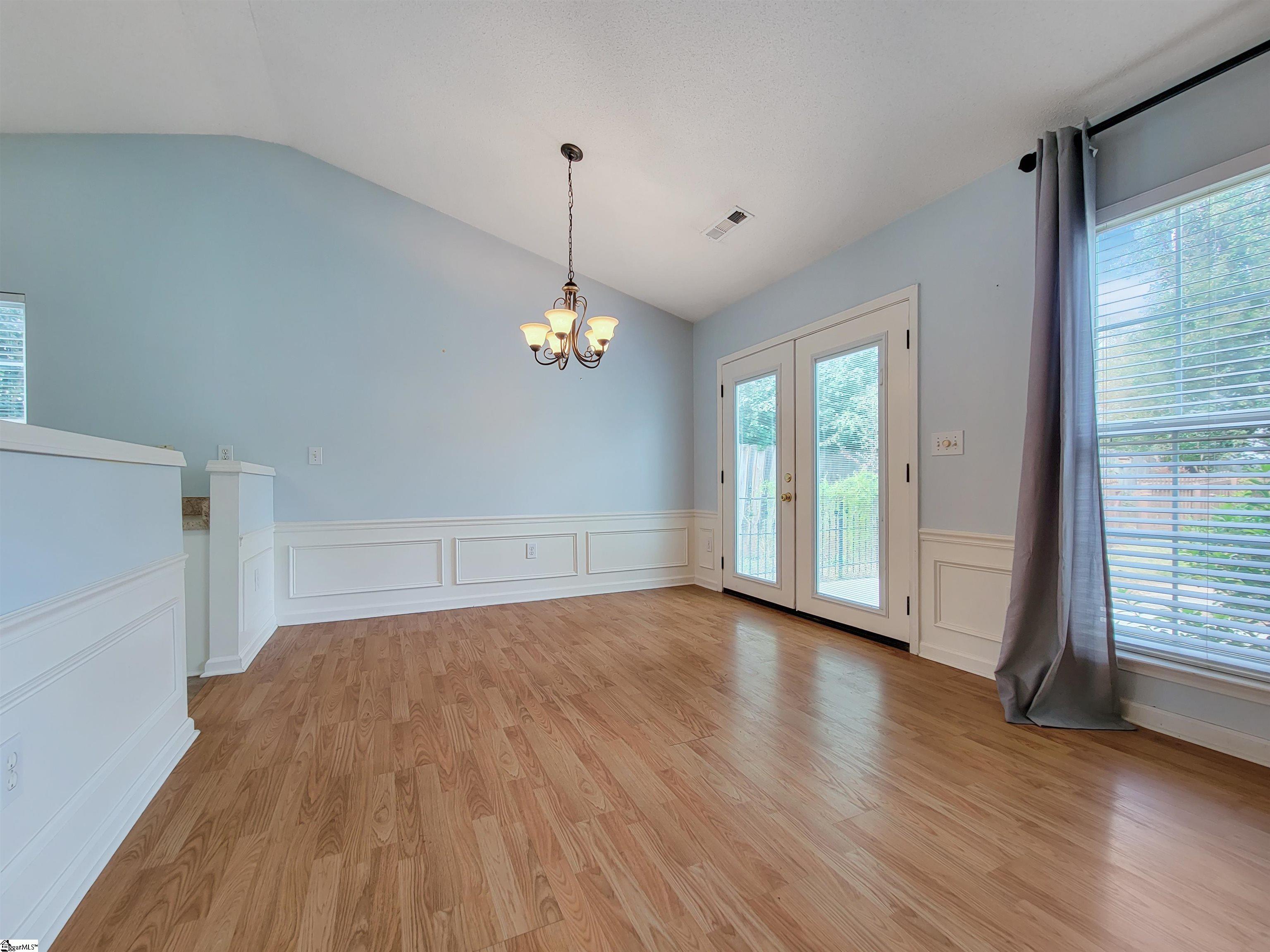 1605509 Property Photo 11