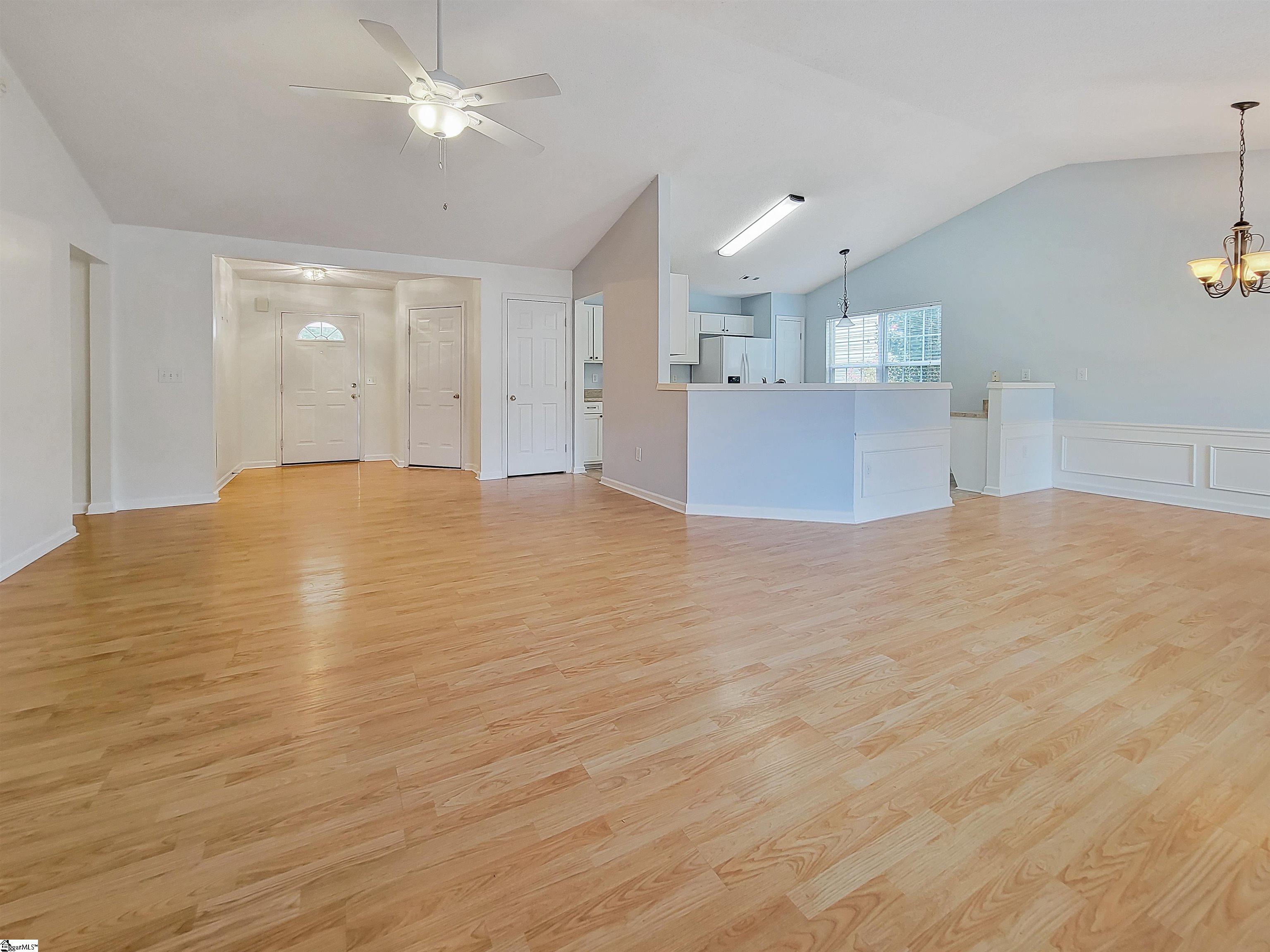 1605509 Property Photo 14