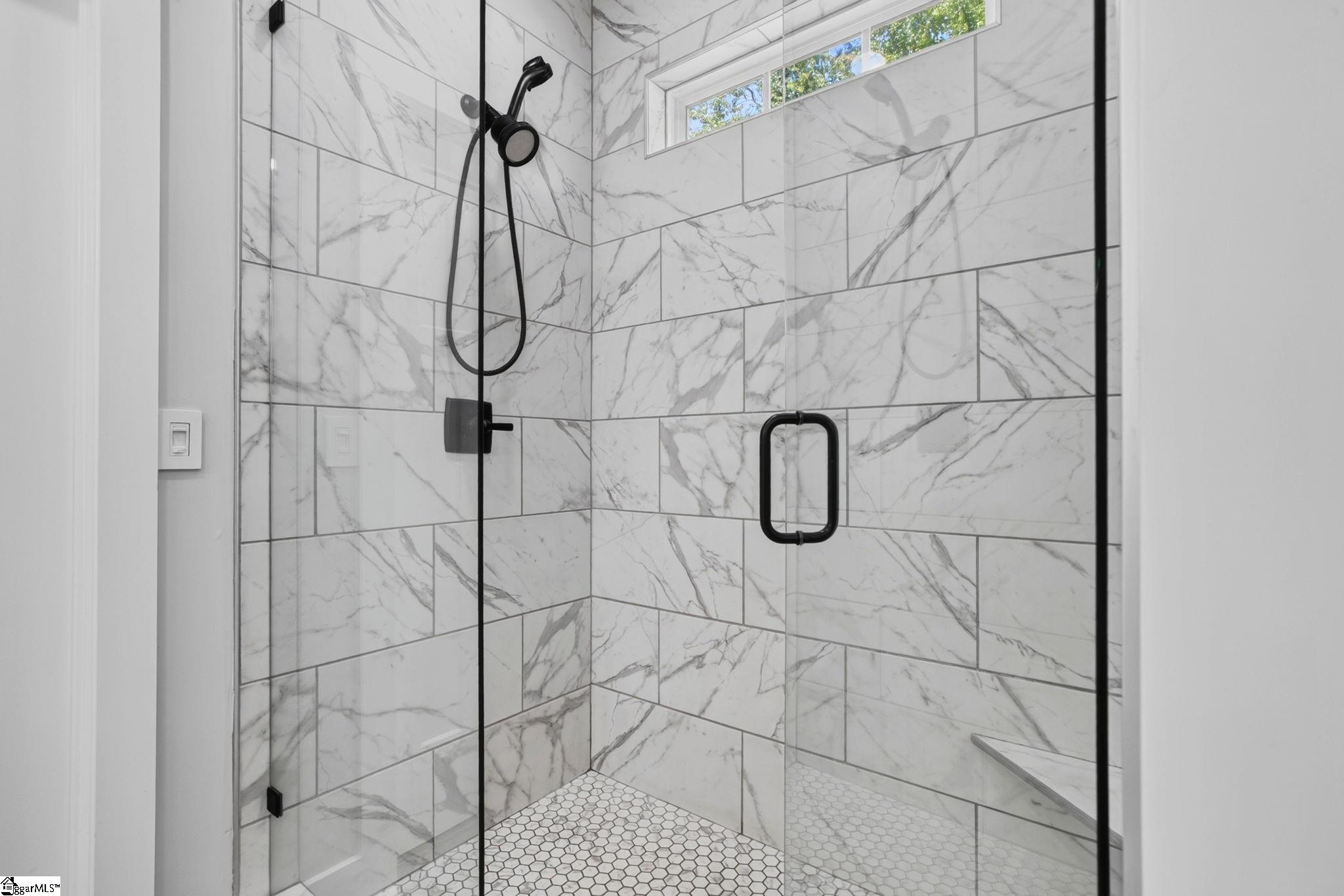 1011 Center Road Property Photo 22