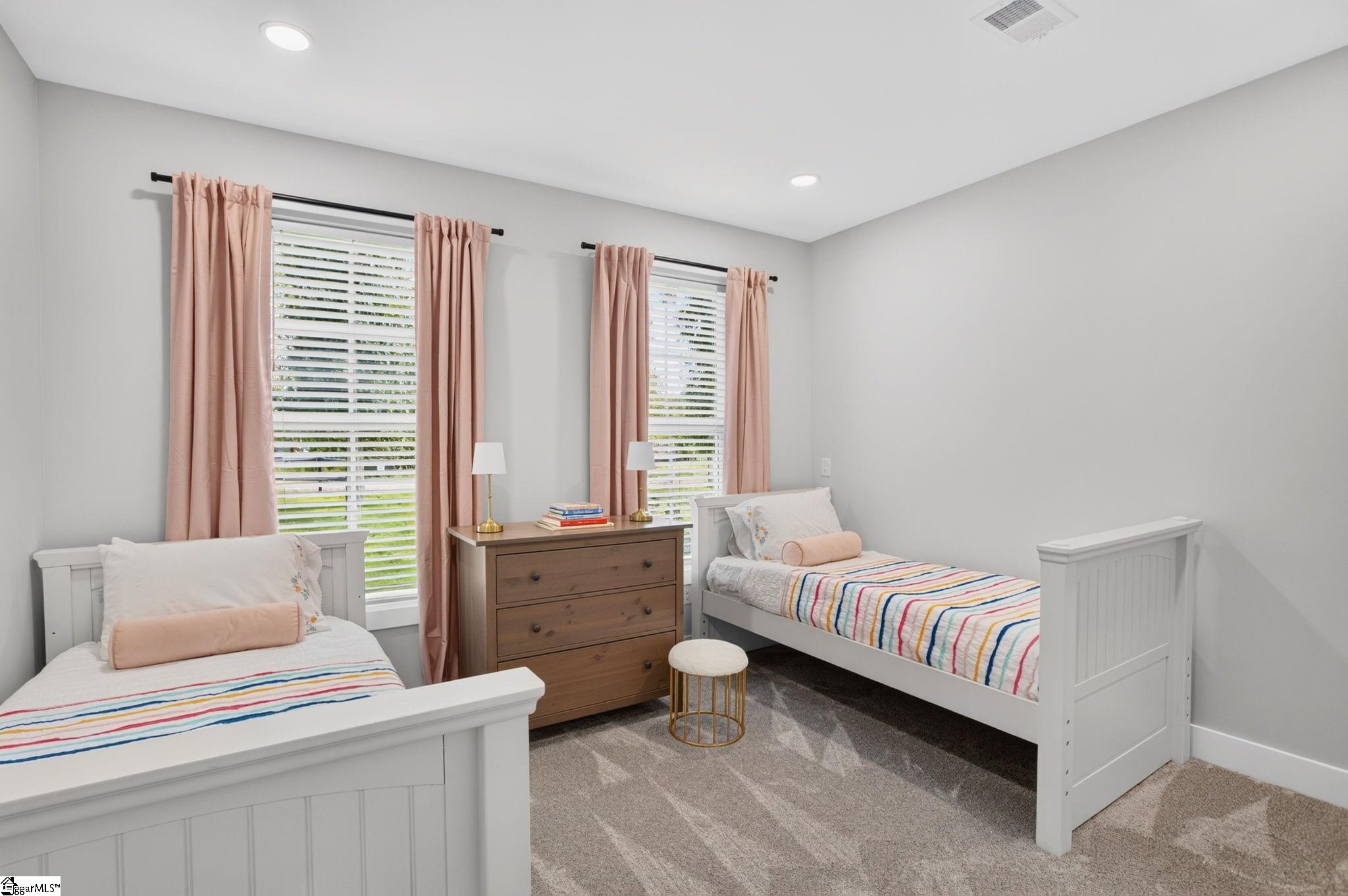1011 Center Road Property Photo 24
