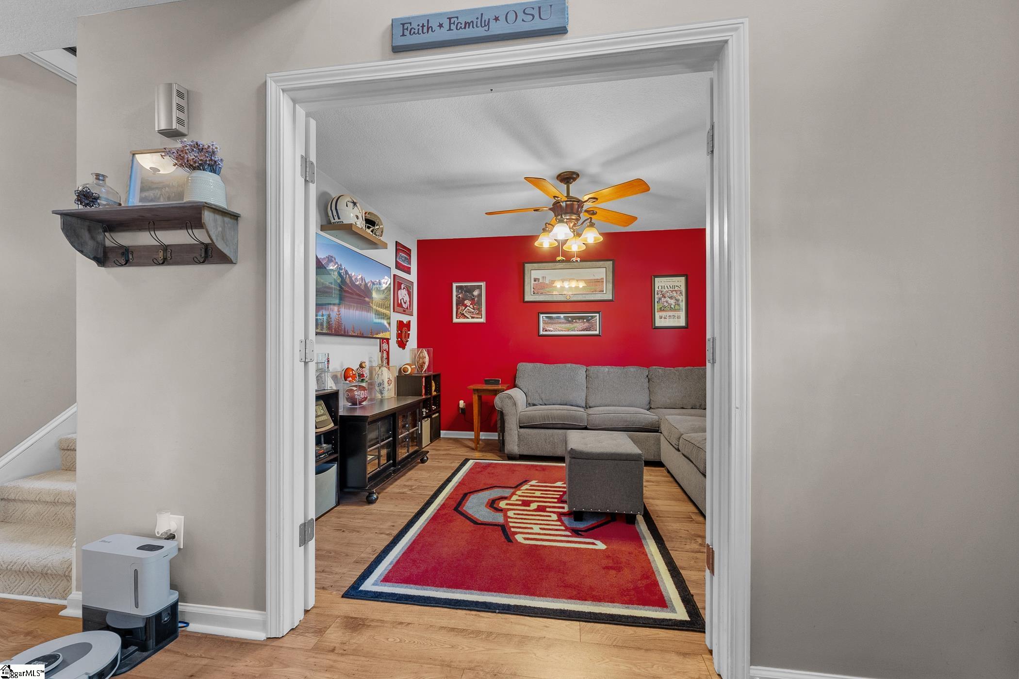 120 Flat Tail Way Property Photo 3
