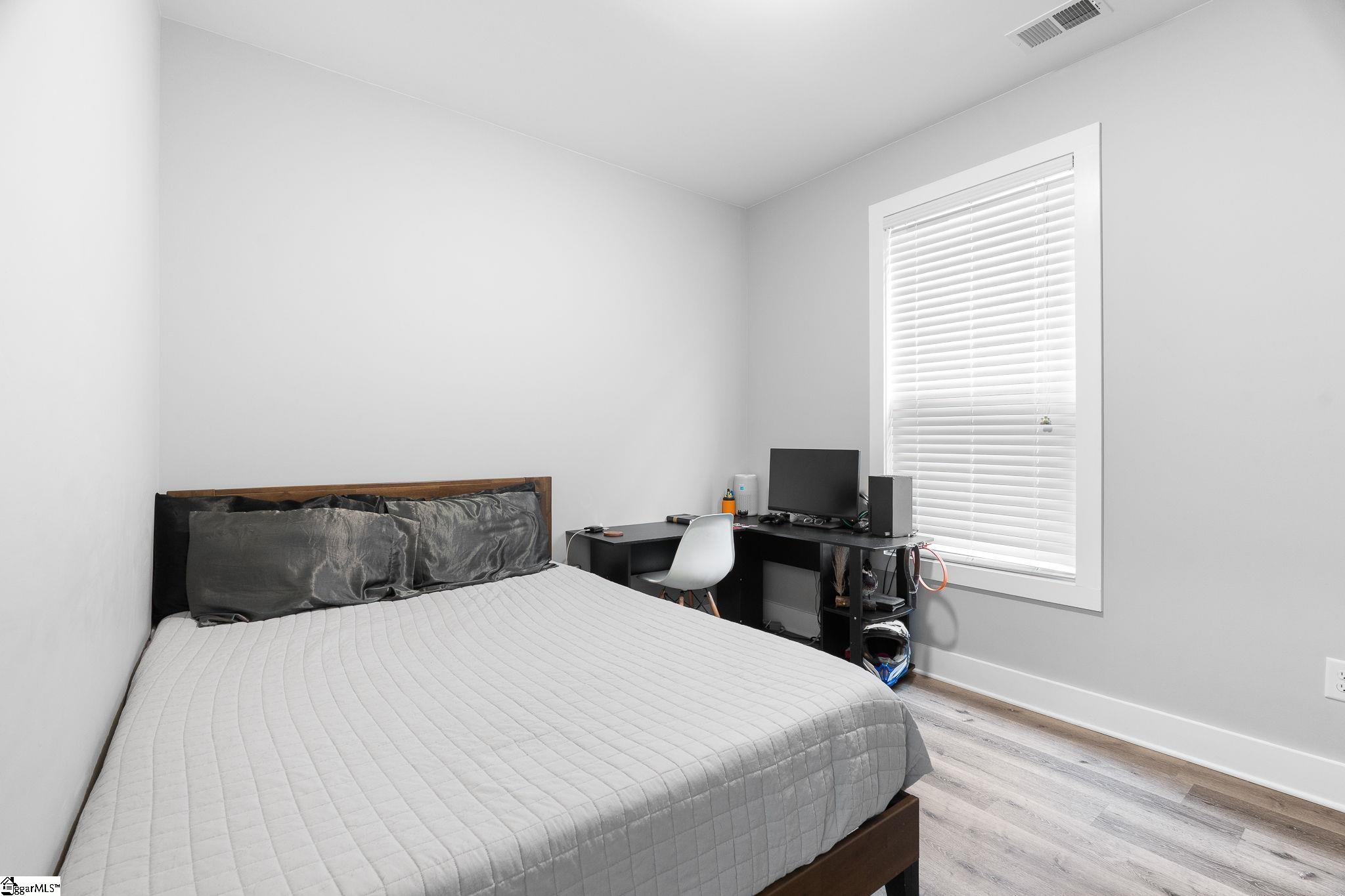 126 Colonial Walk Property Photo 26