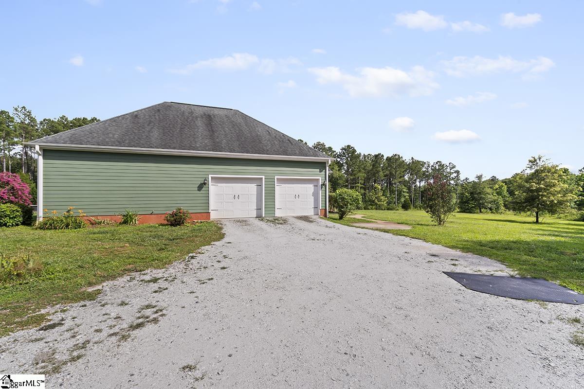 551 Chiply Road Property Photo 8