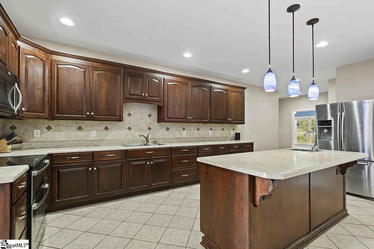 551 Chiply Road Property Photo 12