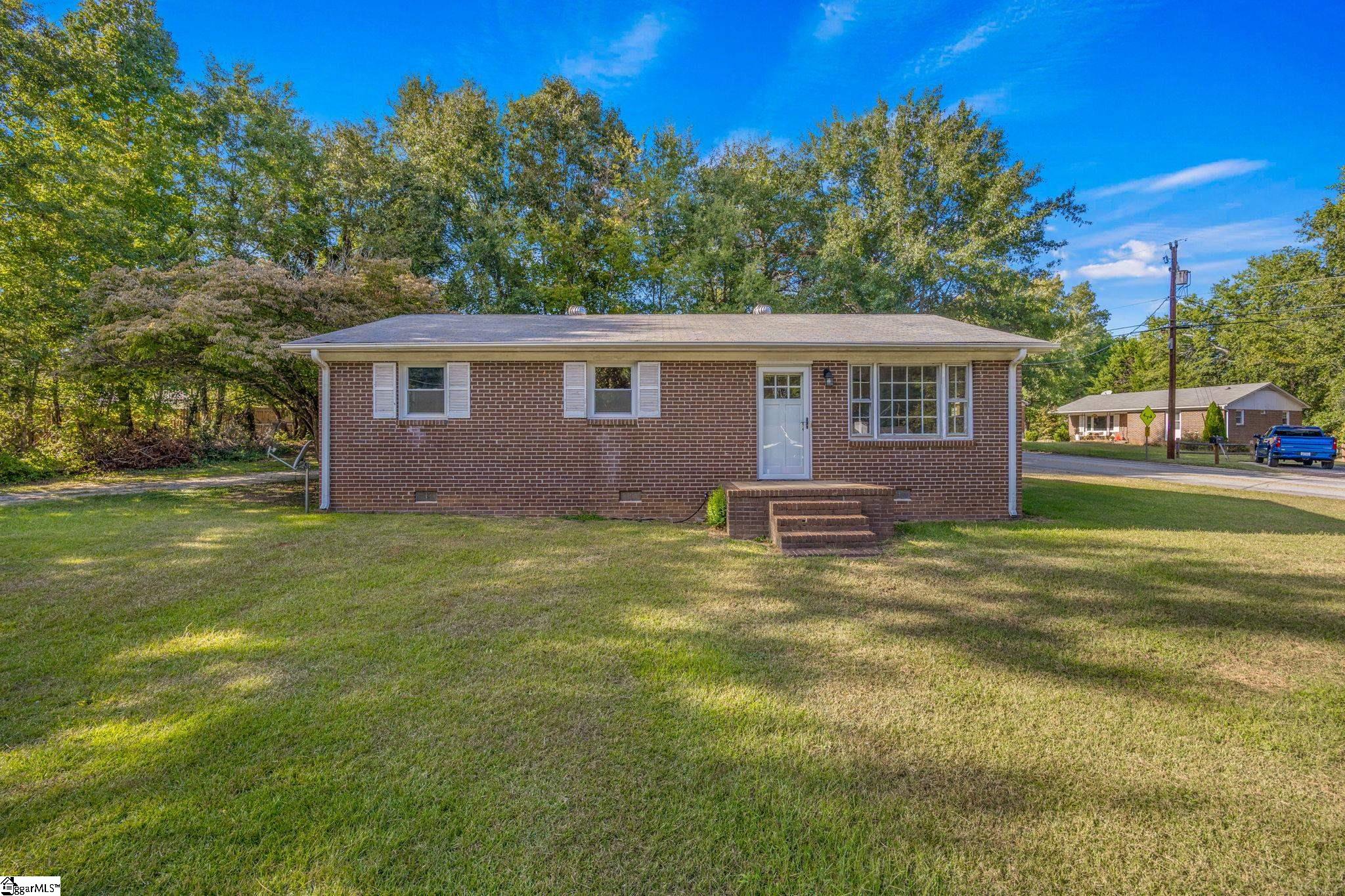 123 Paris View Drive Property Photo 1