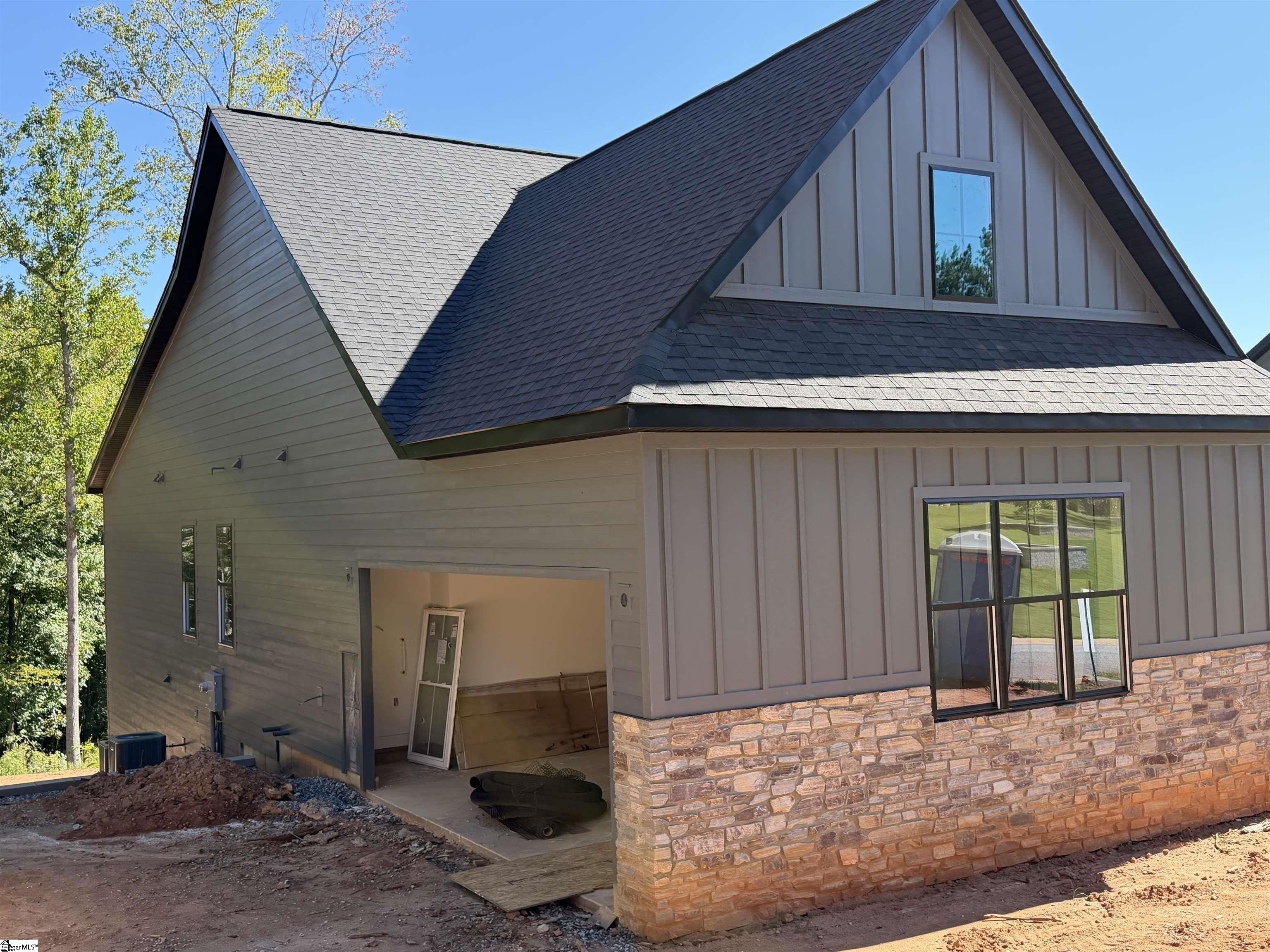 112 Wedge Way Property Photo 3