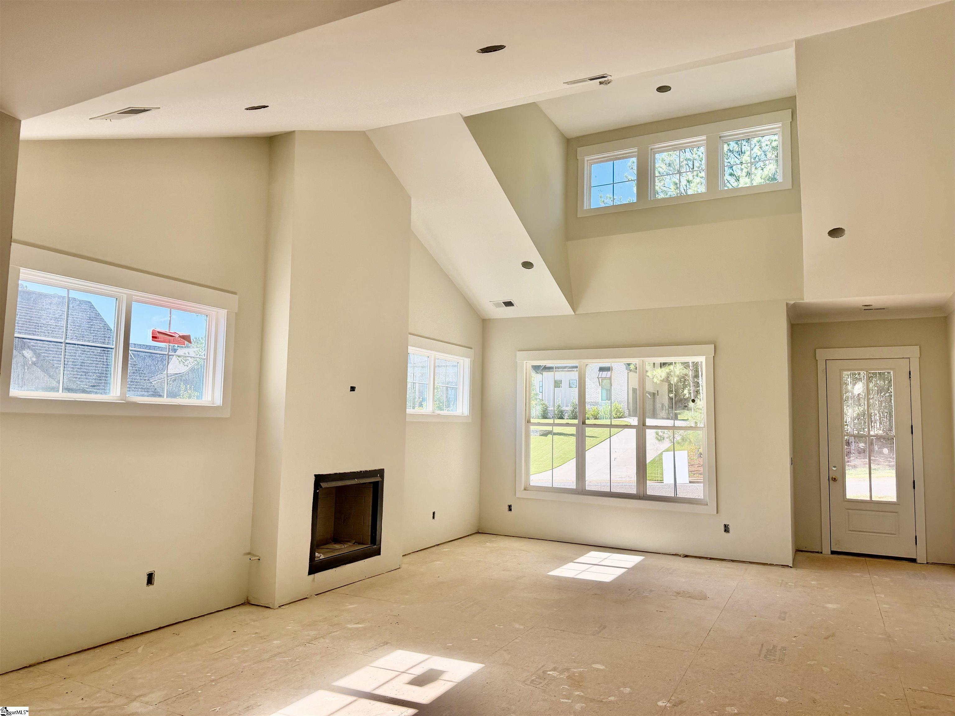 112 Wedge Way Property Photo 4