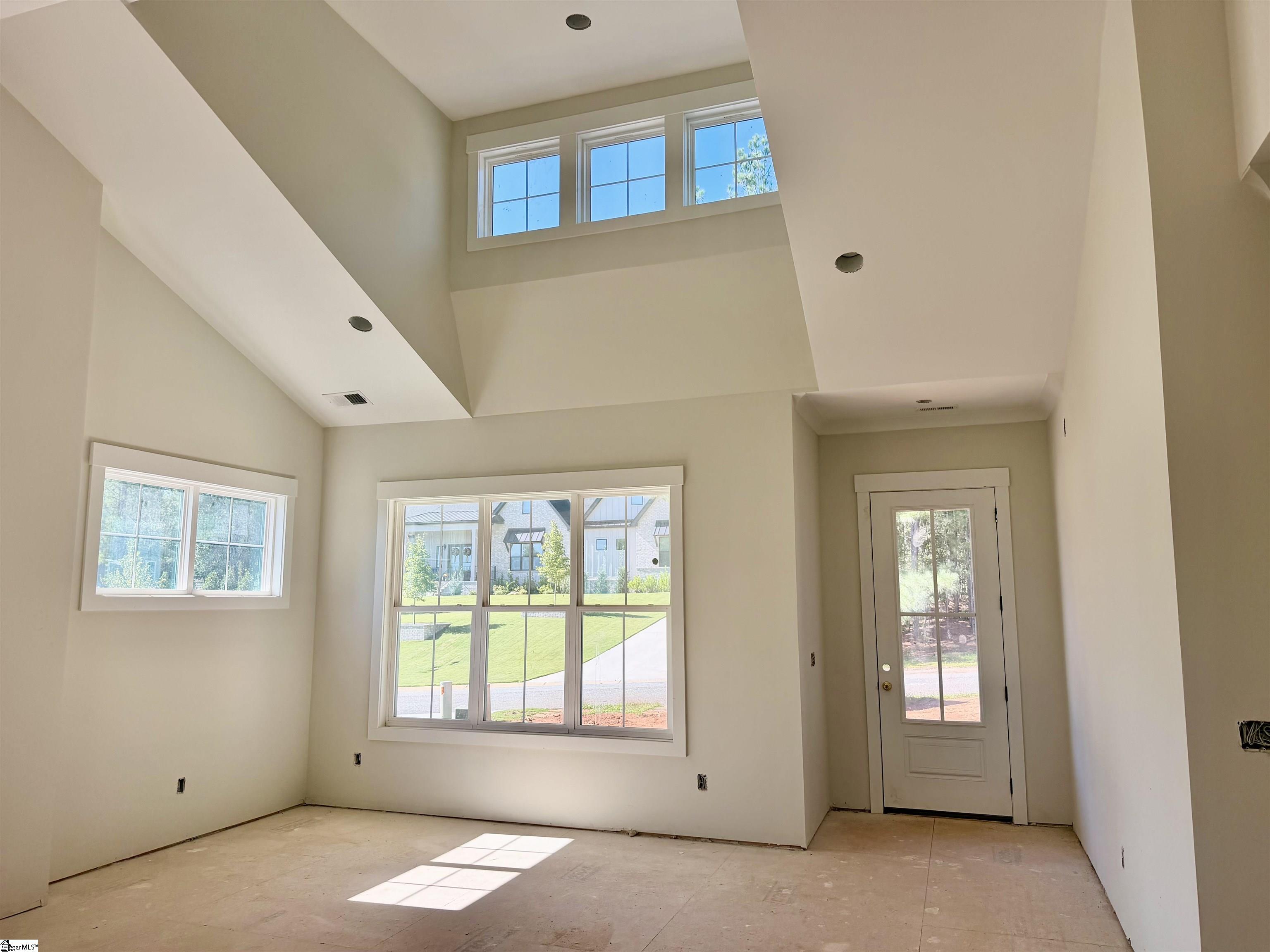 112 Wedge Way Property Photo 5
