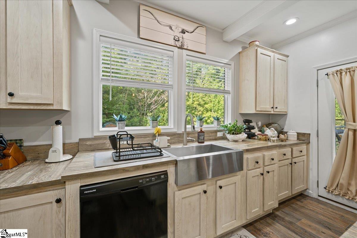 382 Hart Cut Road Property Photo 15