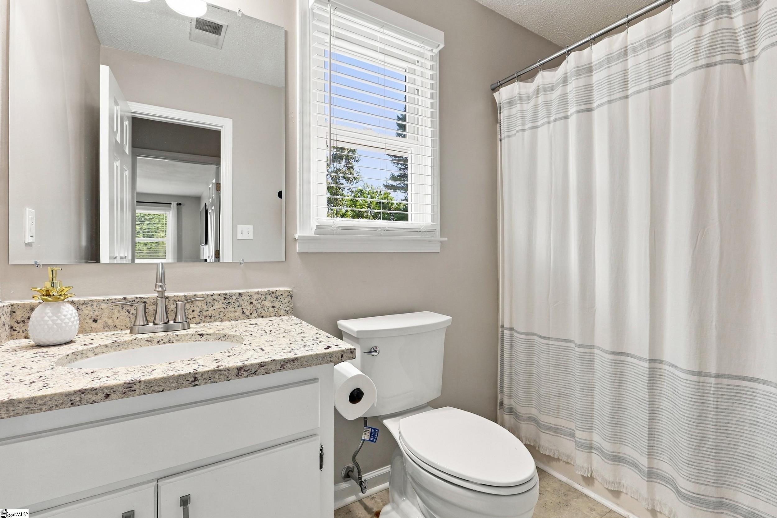 708 Pineapple Pointe Property Photo 24