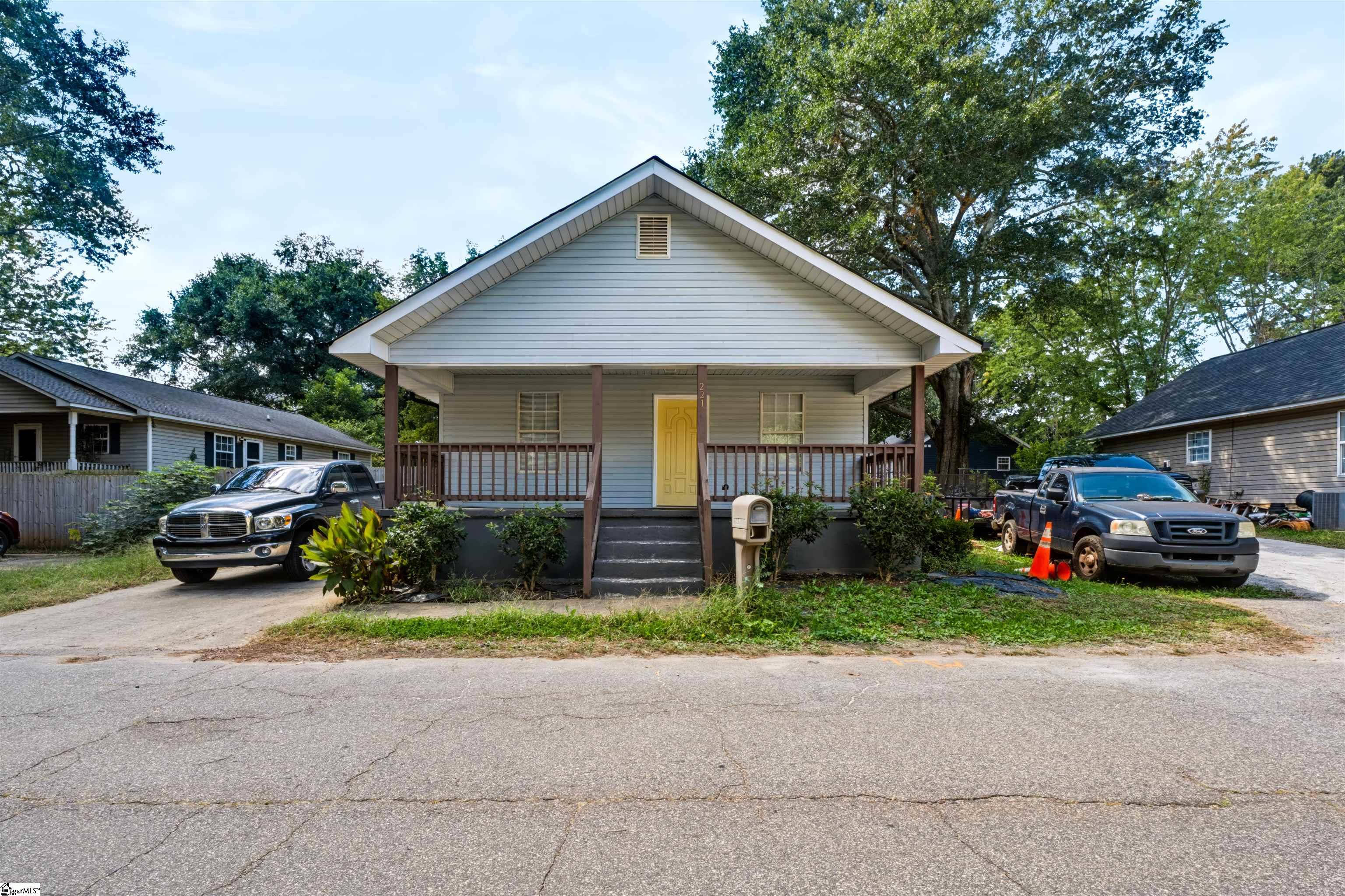 221 Church Street Property Photo 1