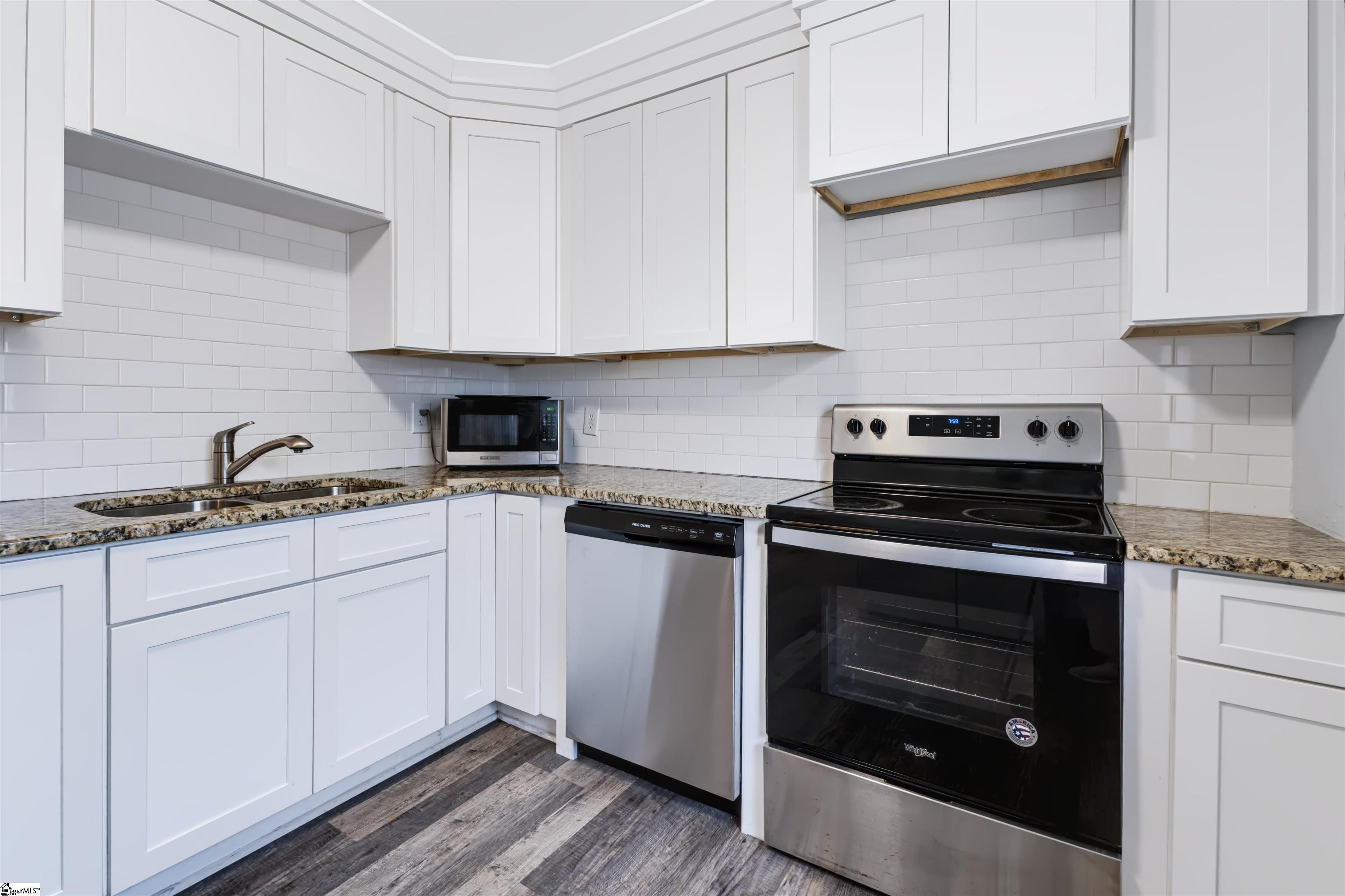 221 Church Street Property Photo 5