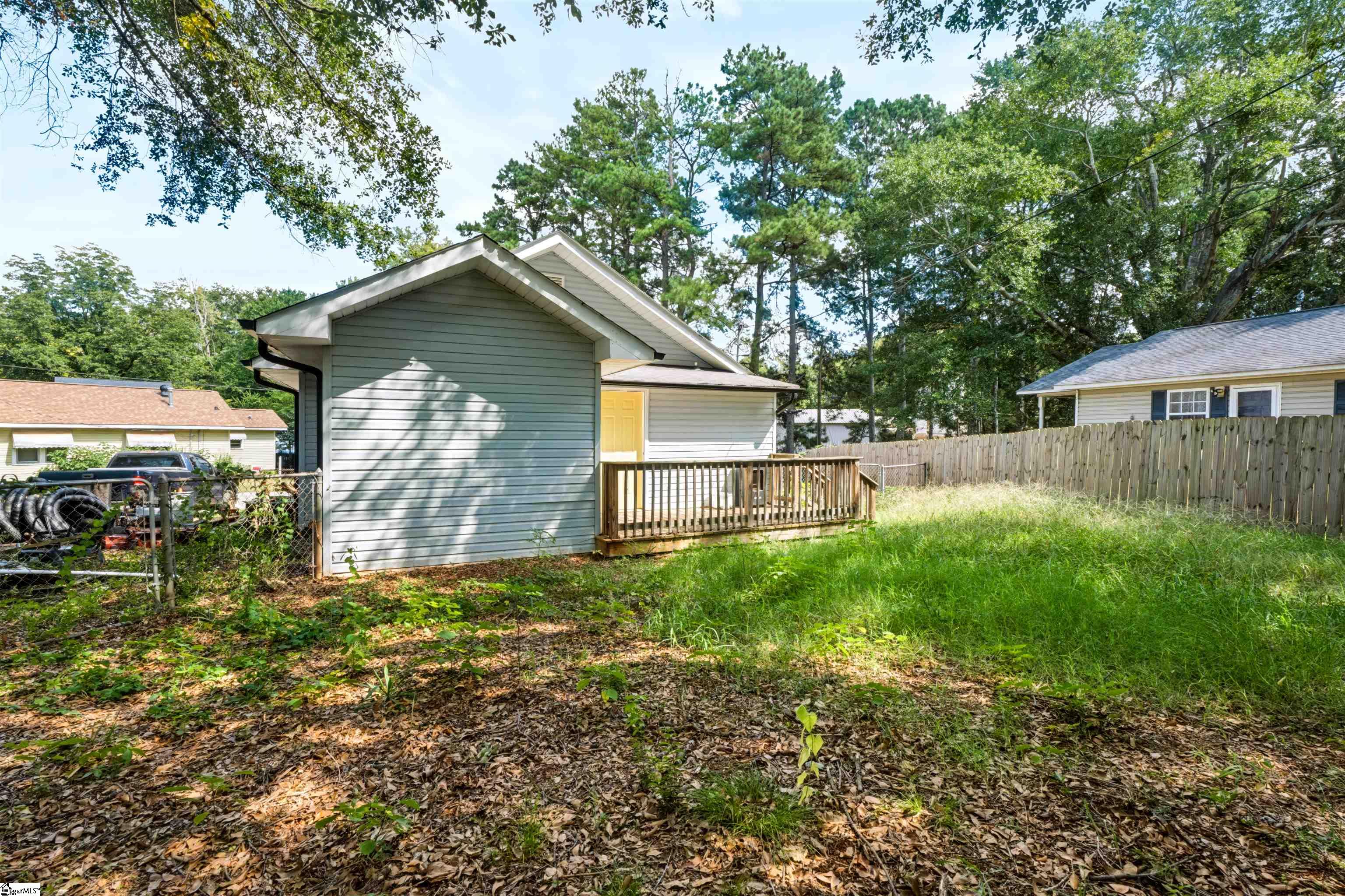 221 Church Street Property Photo 16