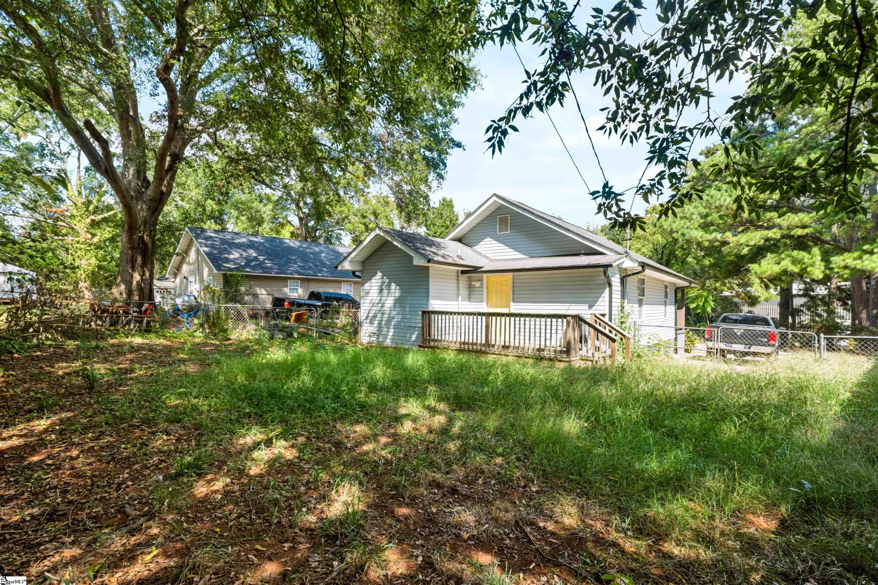 221 Church Street Property Photo 17