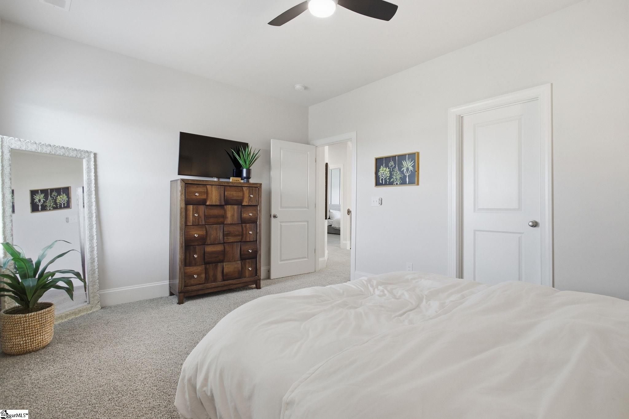 160 Juniper Hill Drive Property Photo 29