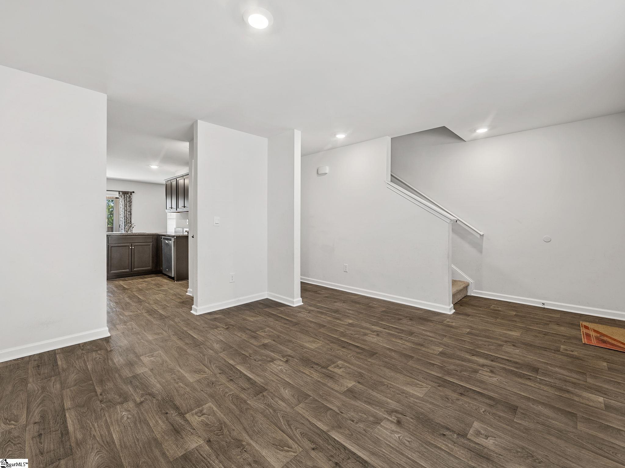 113 Foxcroft Court Property Photo 16