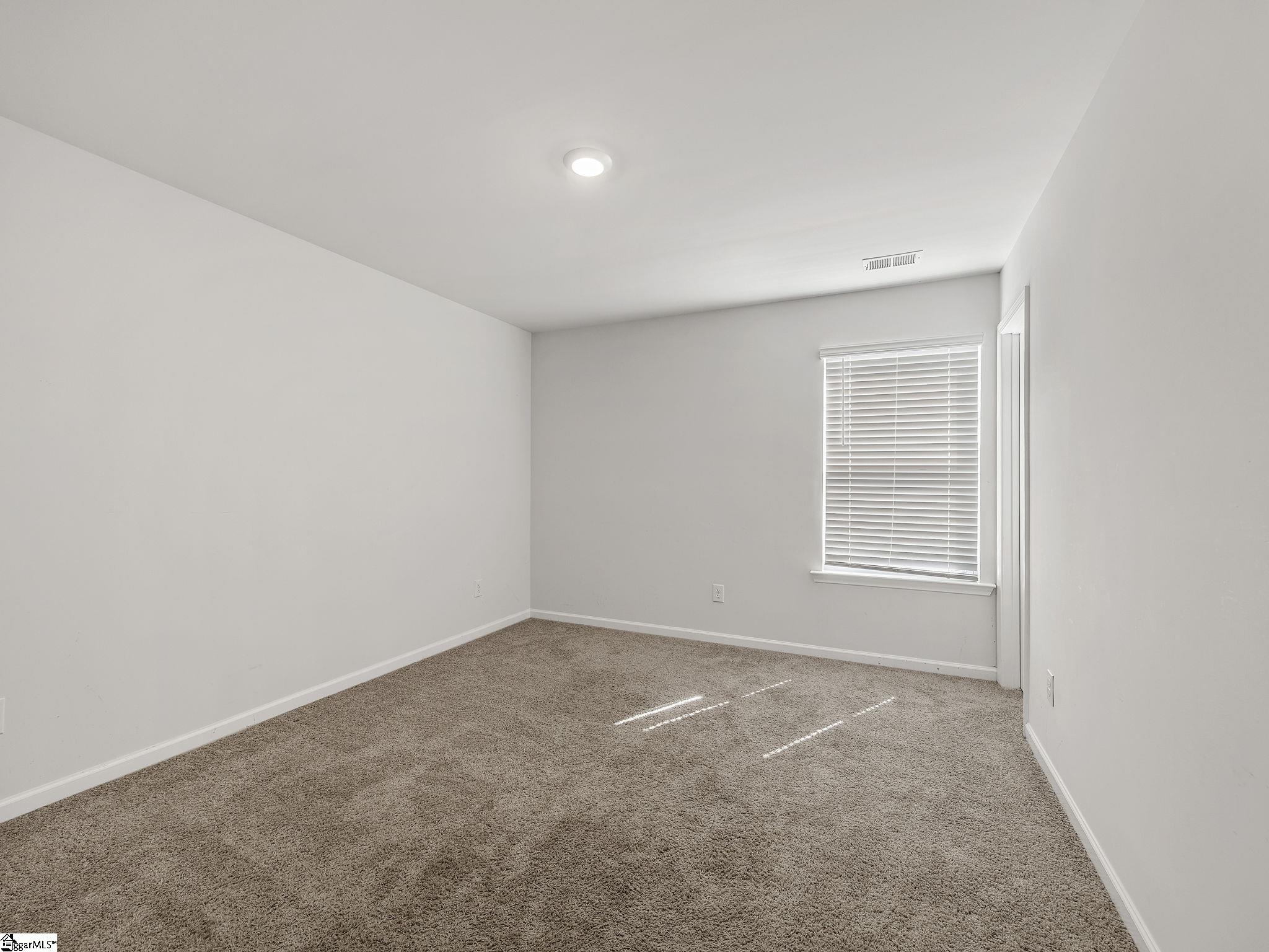 113 Foxcroft Court Property Photo 25
