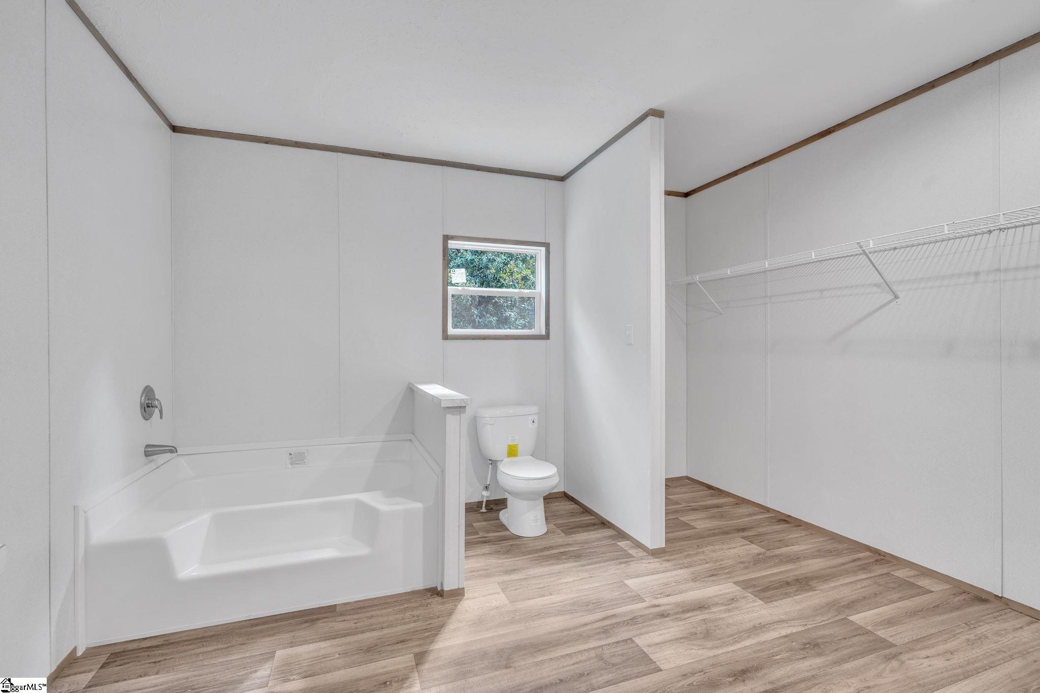 108 Parkview Road Property Photo 24