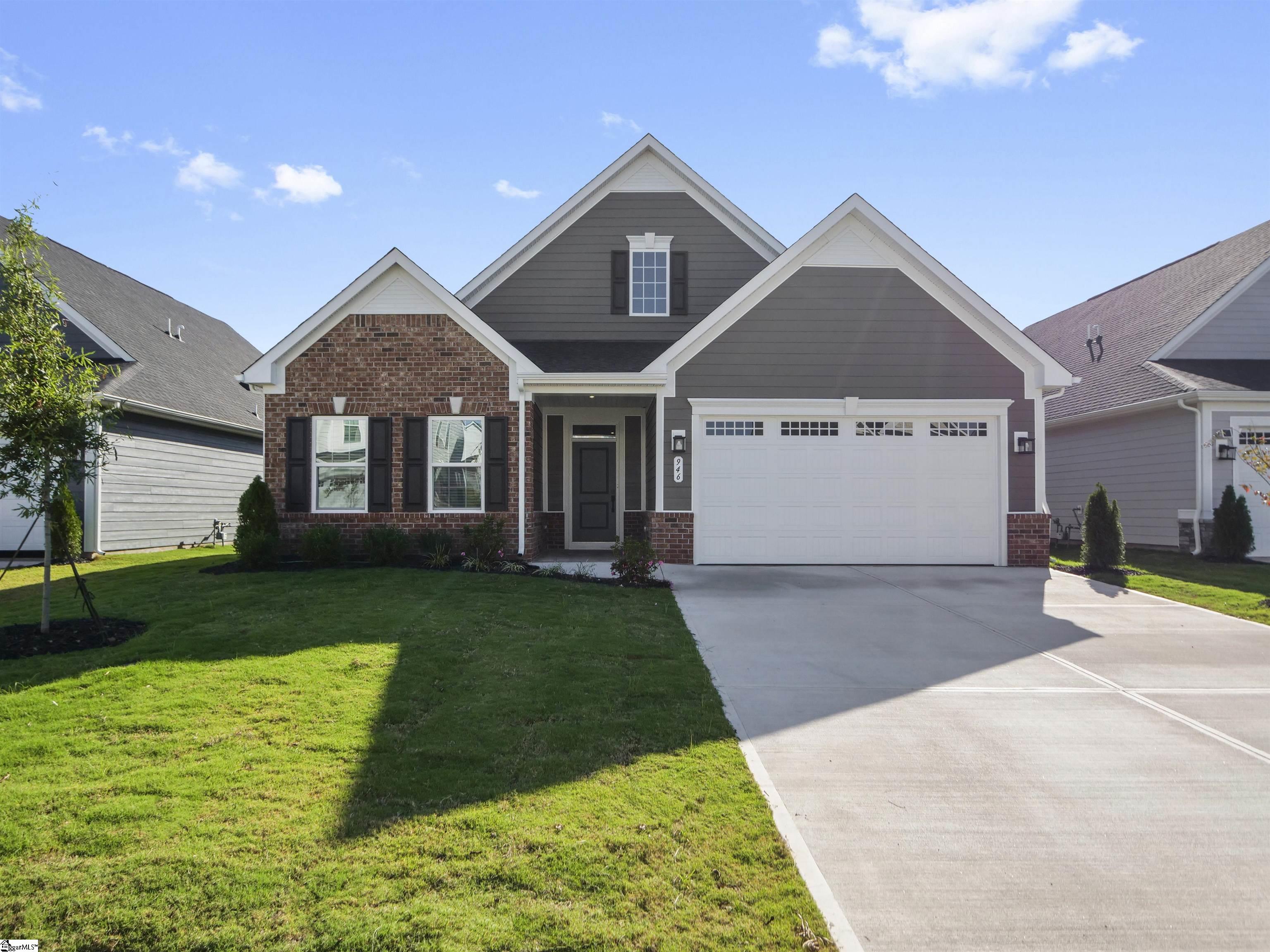 1605555 Property Photo 1