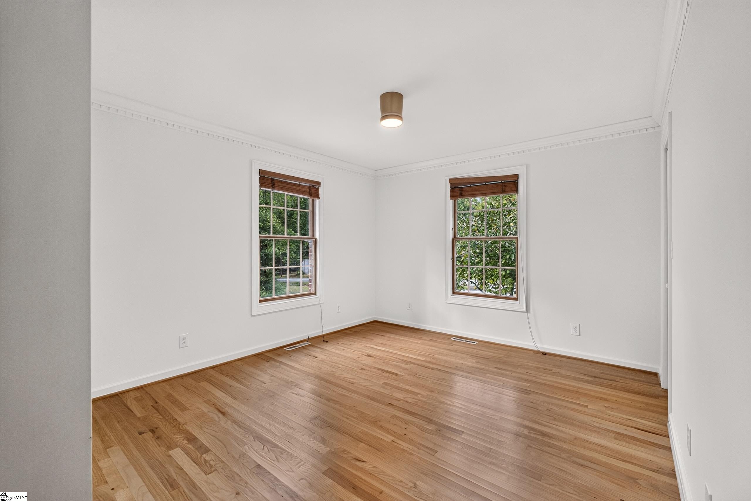 5 Crestline Road Property Photo 17
