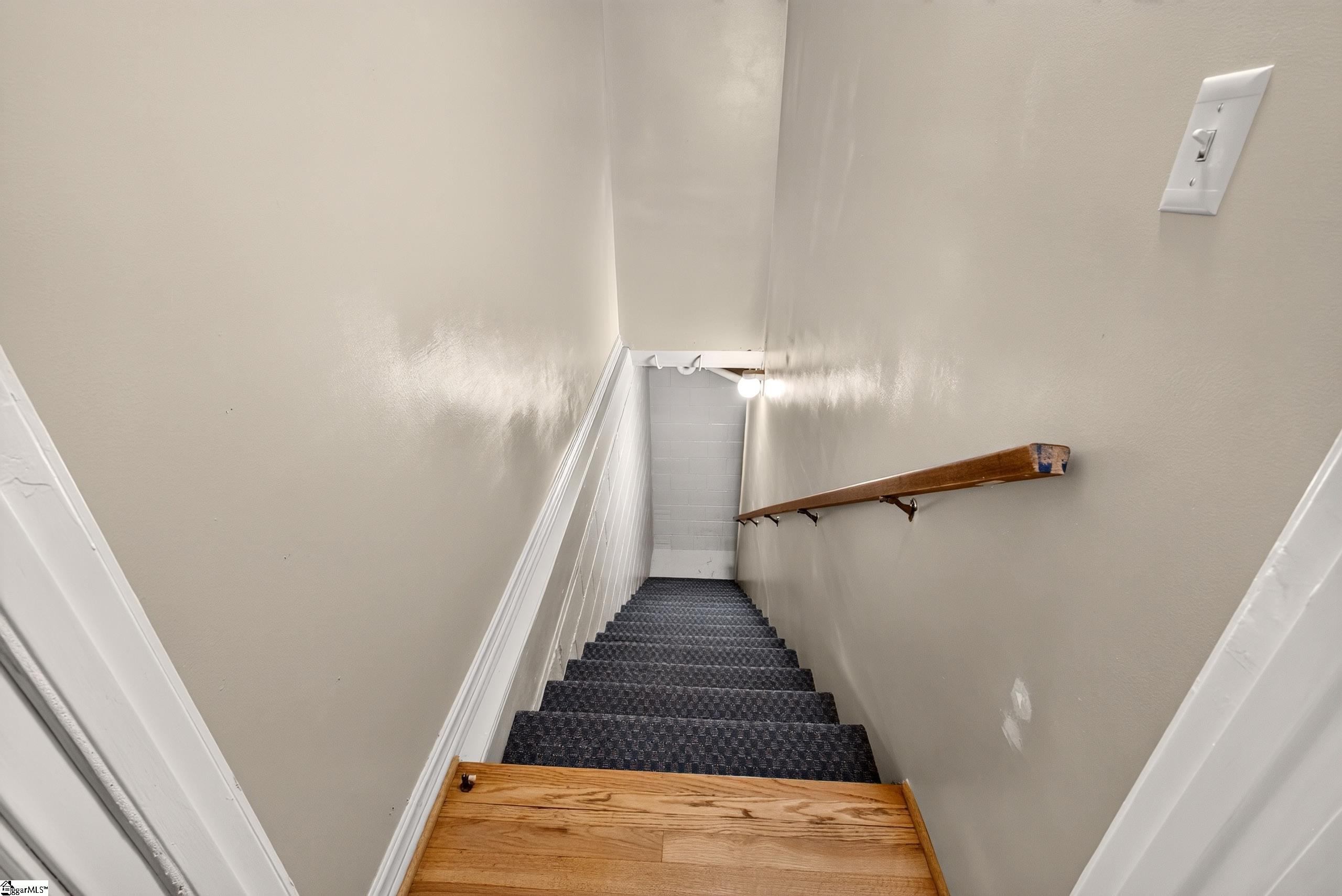 5 Crestline Road Property Photo 21