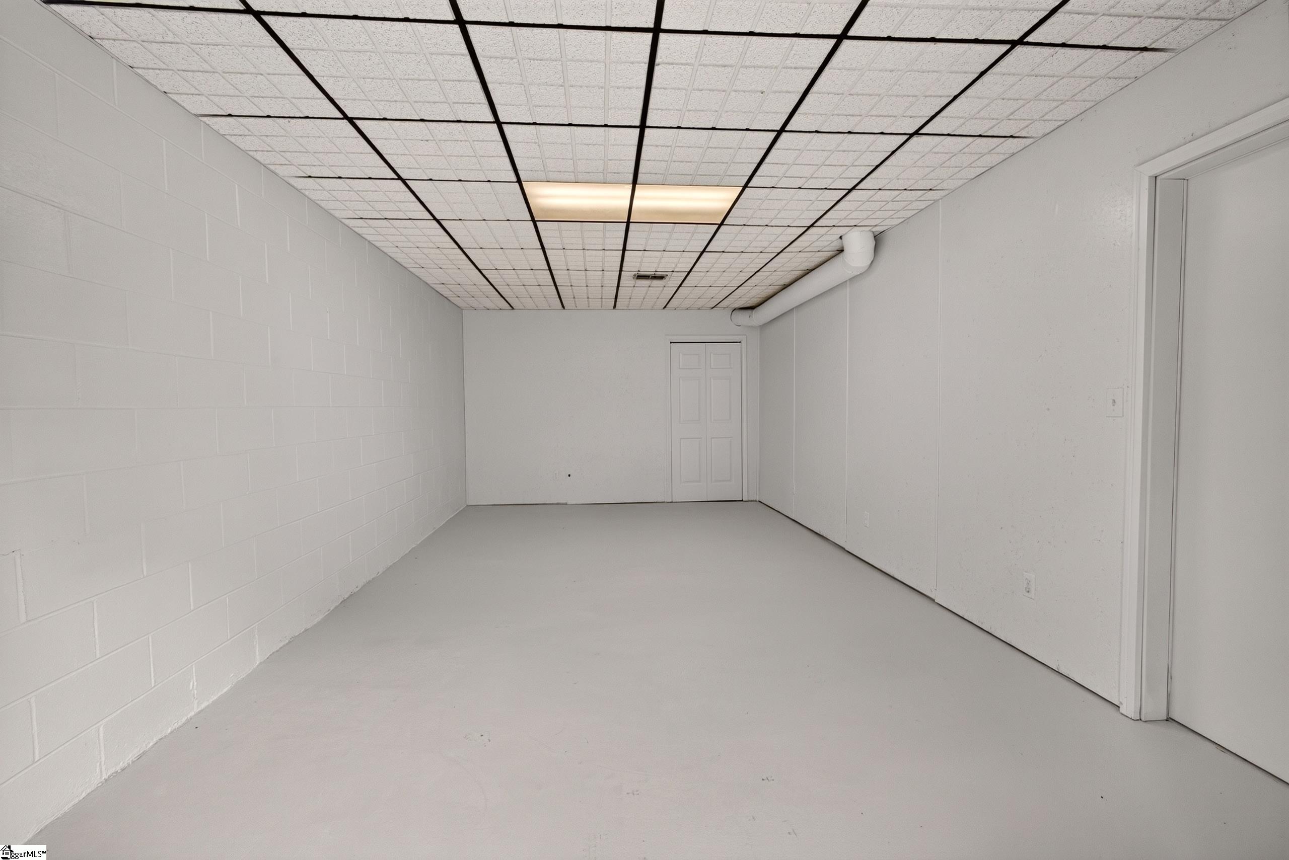 5 Crestline Road Property Photo 22