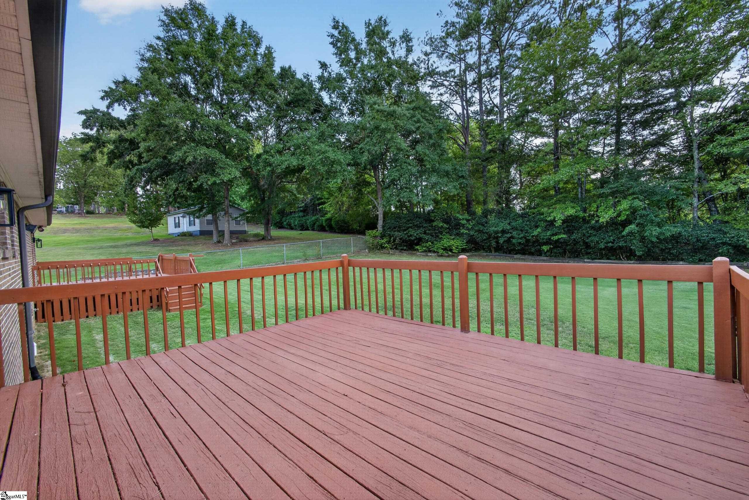 5 Crestline Road Property Photo 27