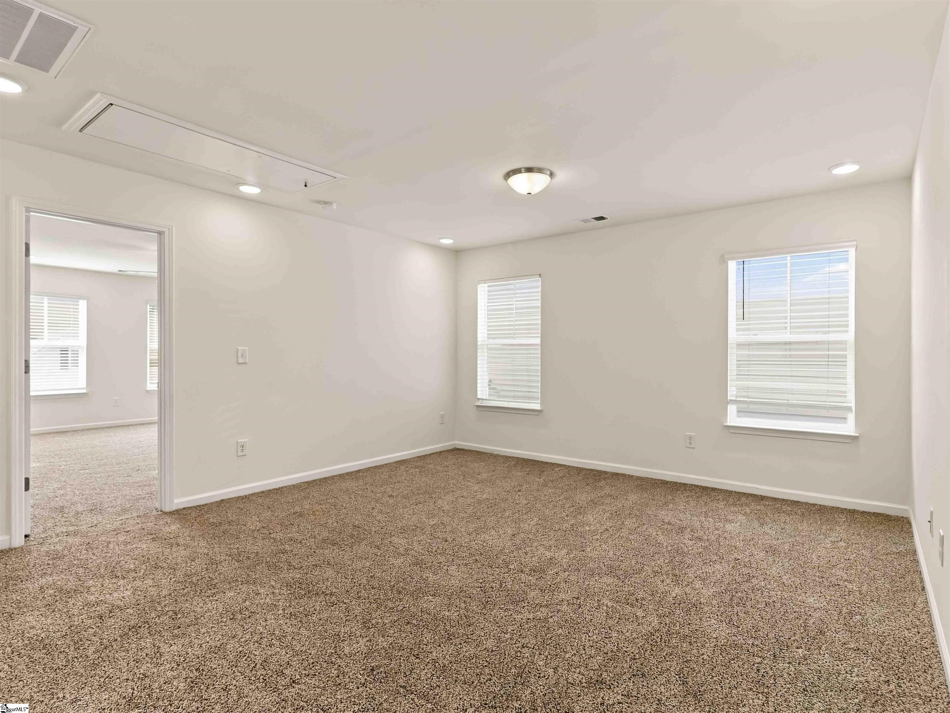 6045 Haddington Drive Property Photo 18