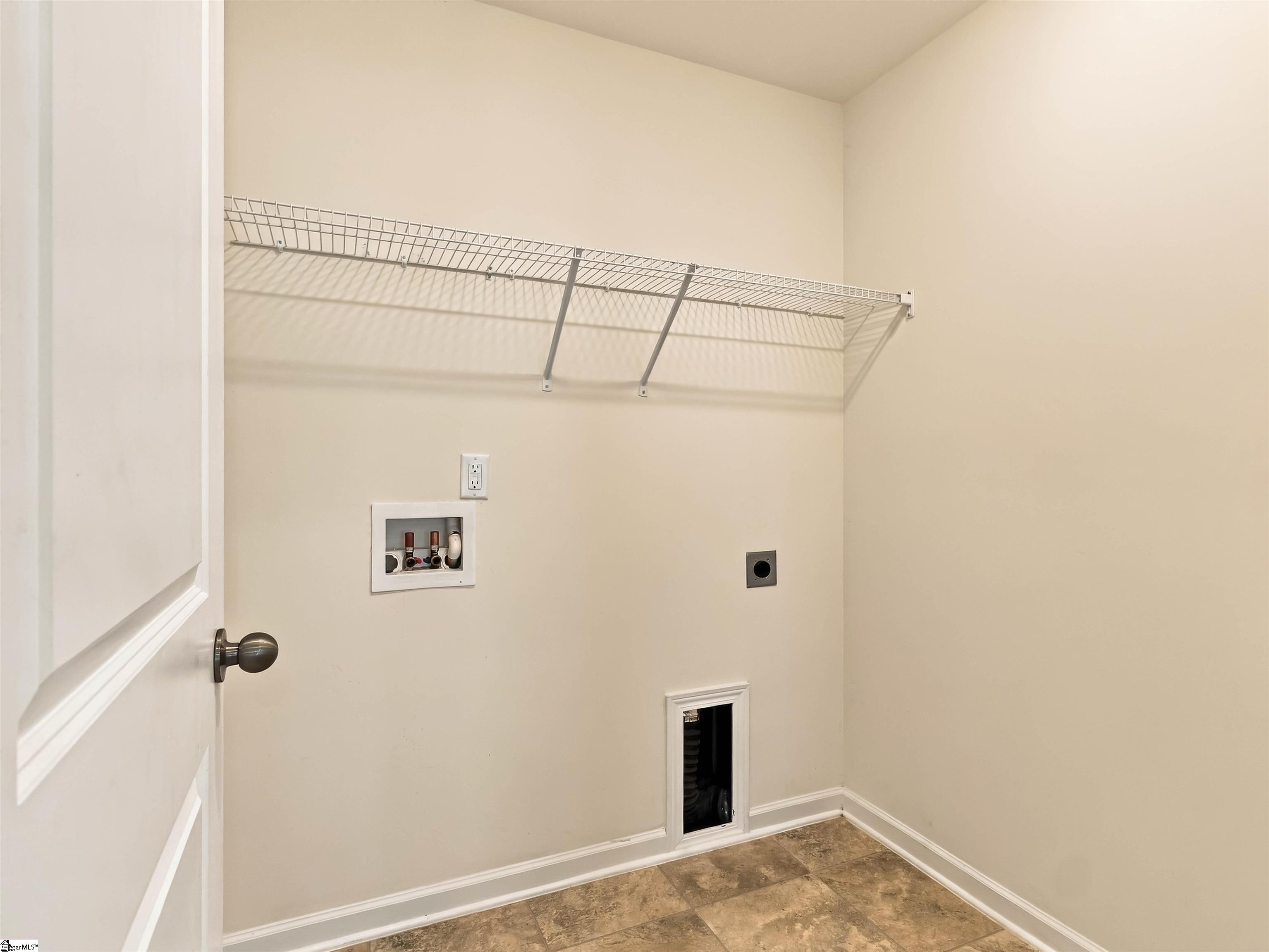 6045 Haddington Drive Property Photo 20