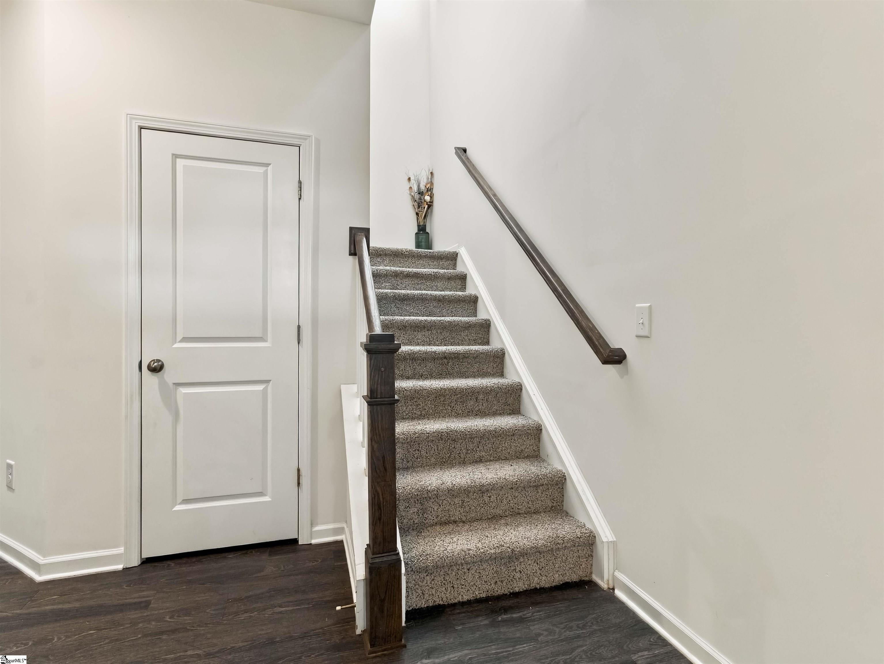 6045 Haddington Drive Property Photo 38