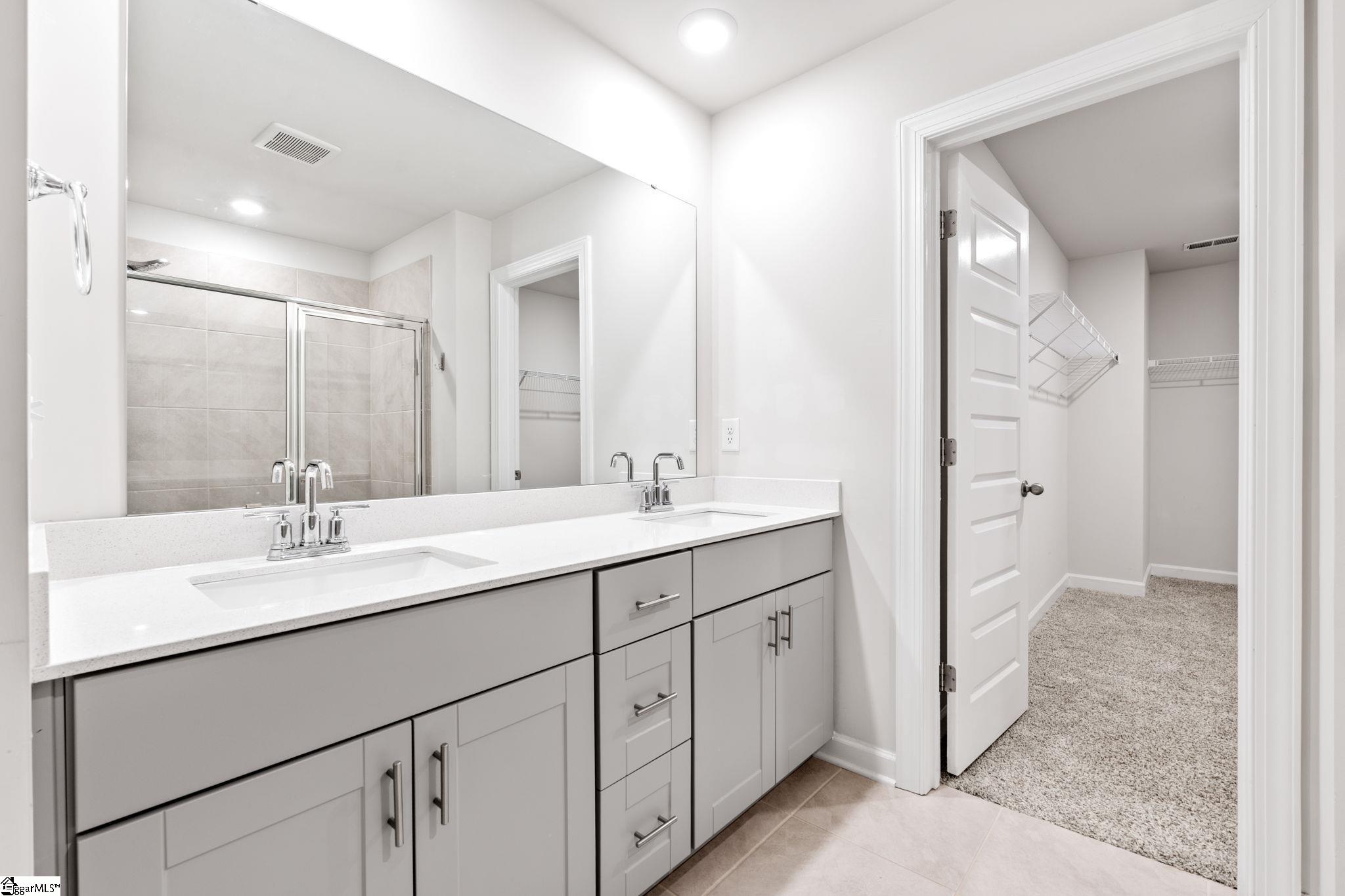 109 Mainsail Way Property Photo 25