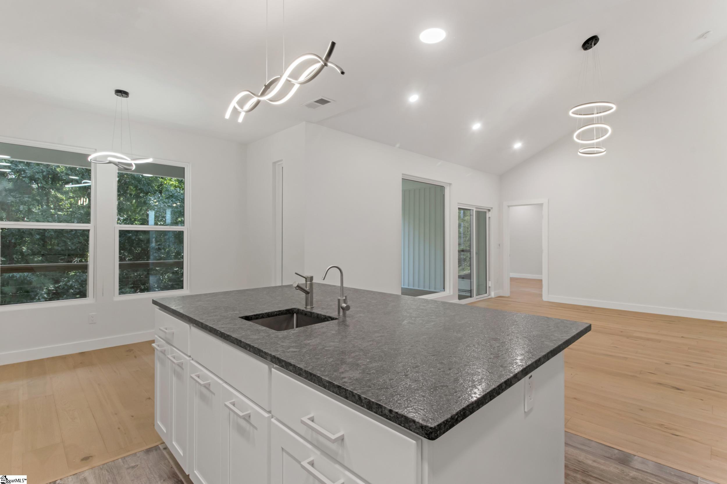 452 Congaree Road Property Photo 10