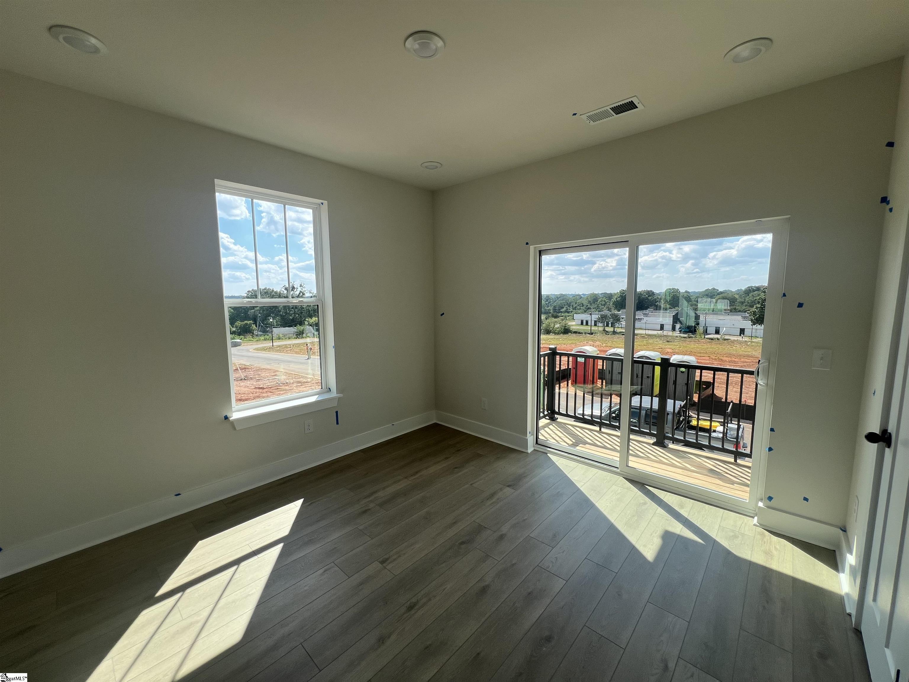307 Carson Place Property Photo 8