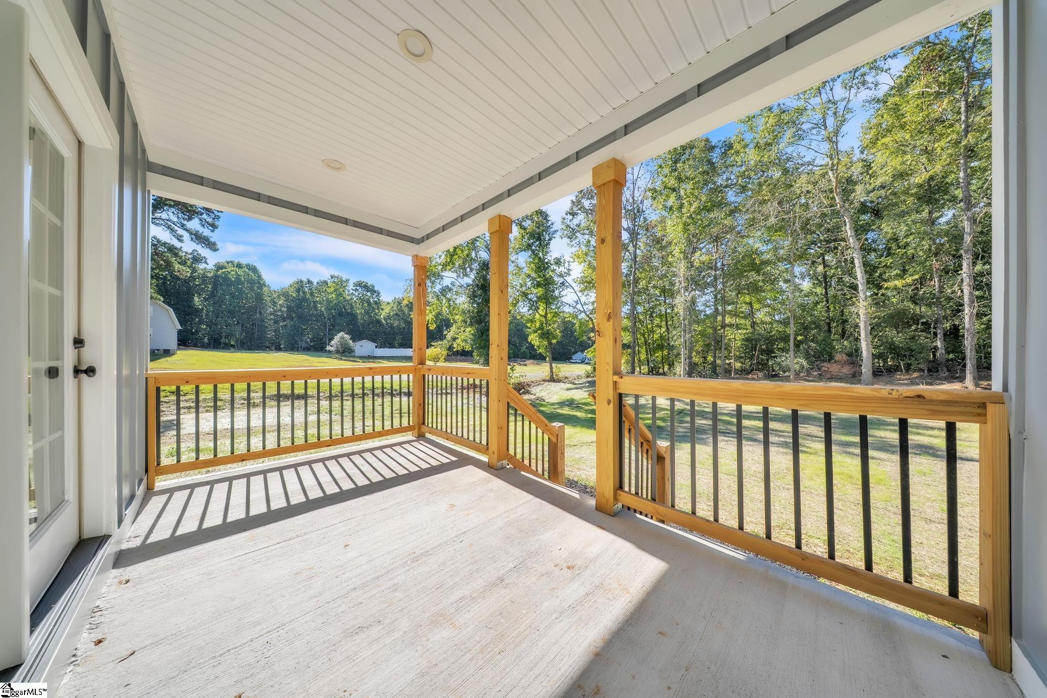 209 Chestnut Drive Property Photo 24