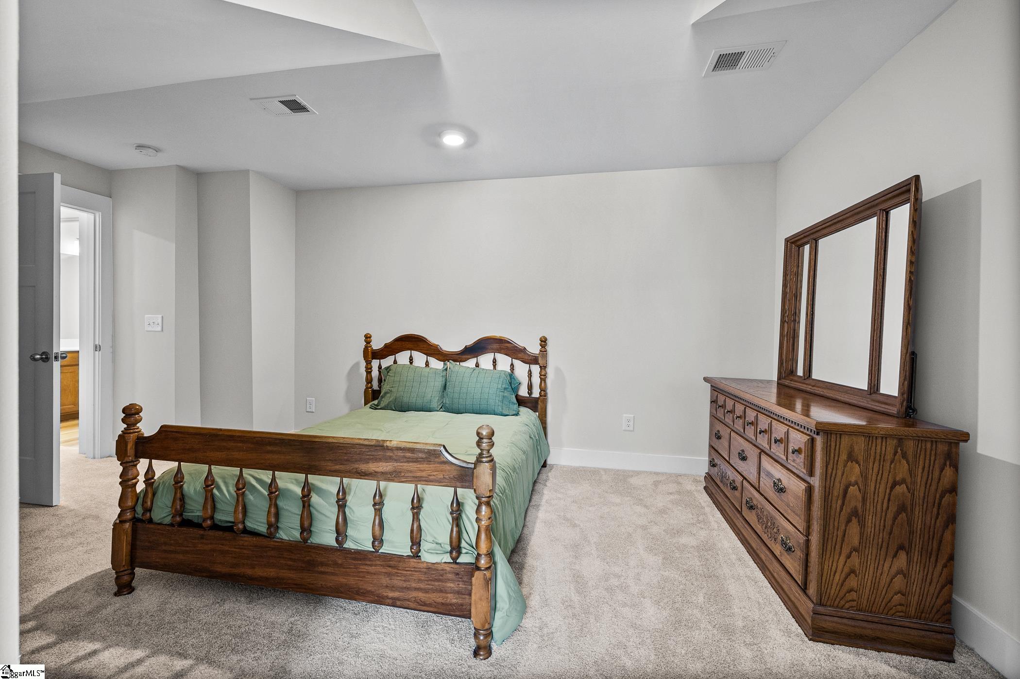 414 Ambleside Lane Property Photo 20