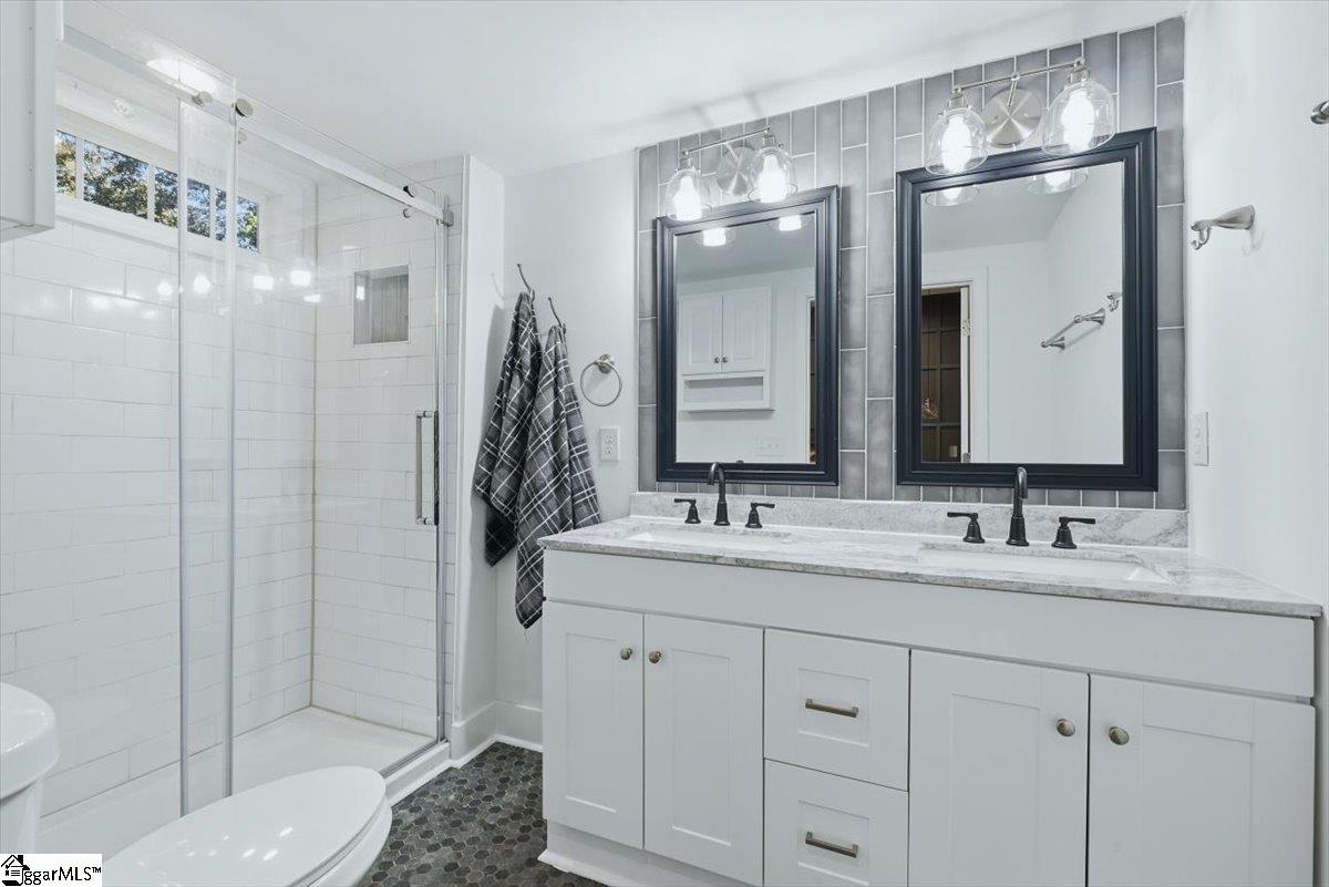 6 7th Street Property Photo 25