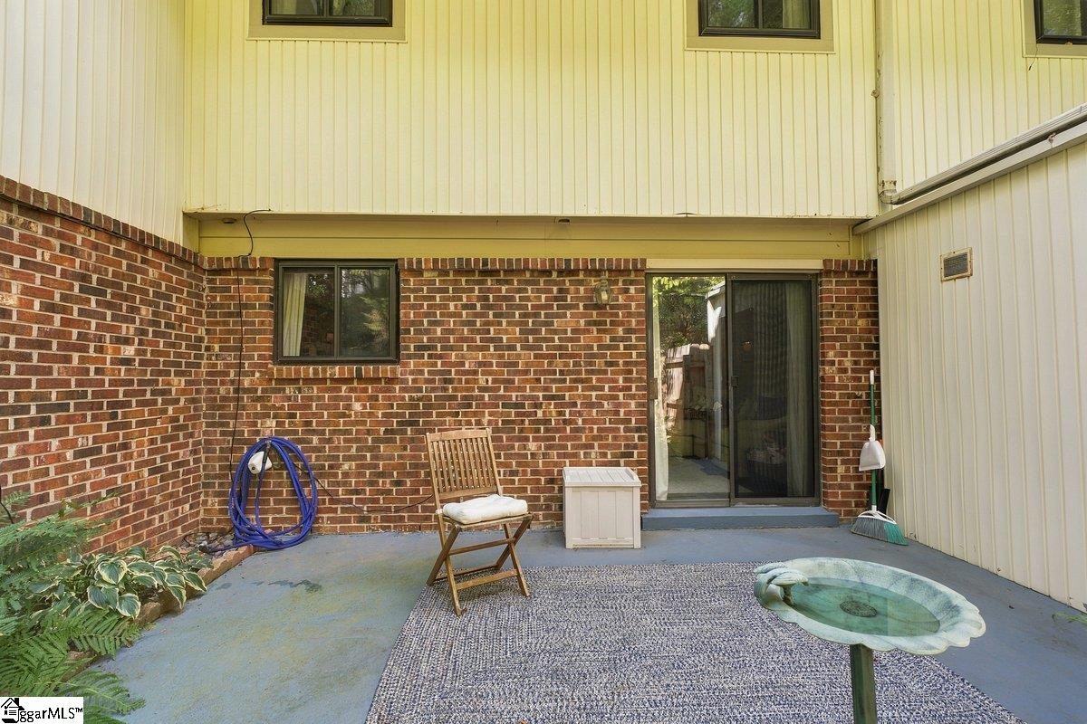 114 Briarview Circle Property Photo 28