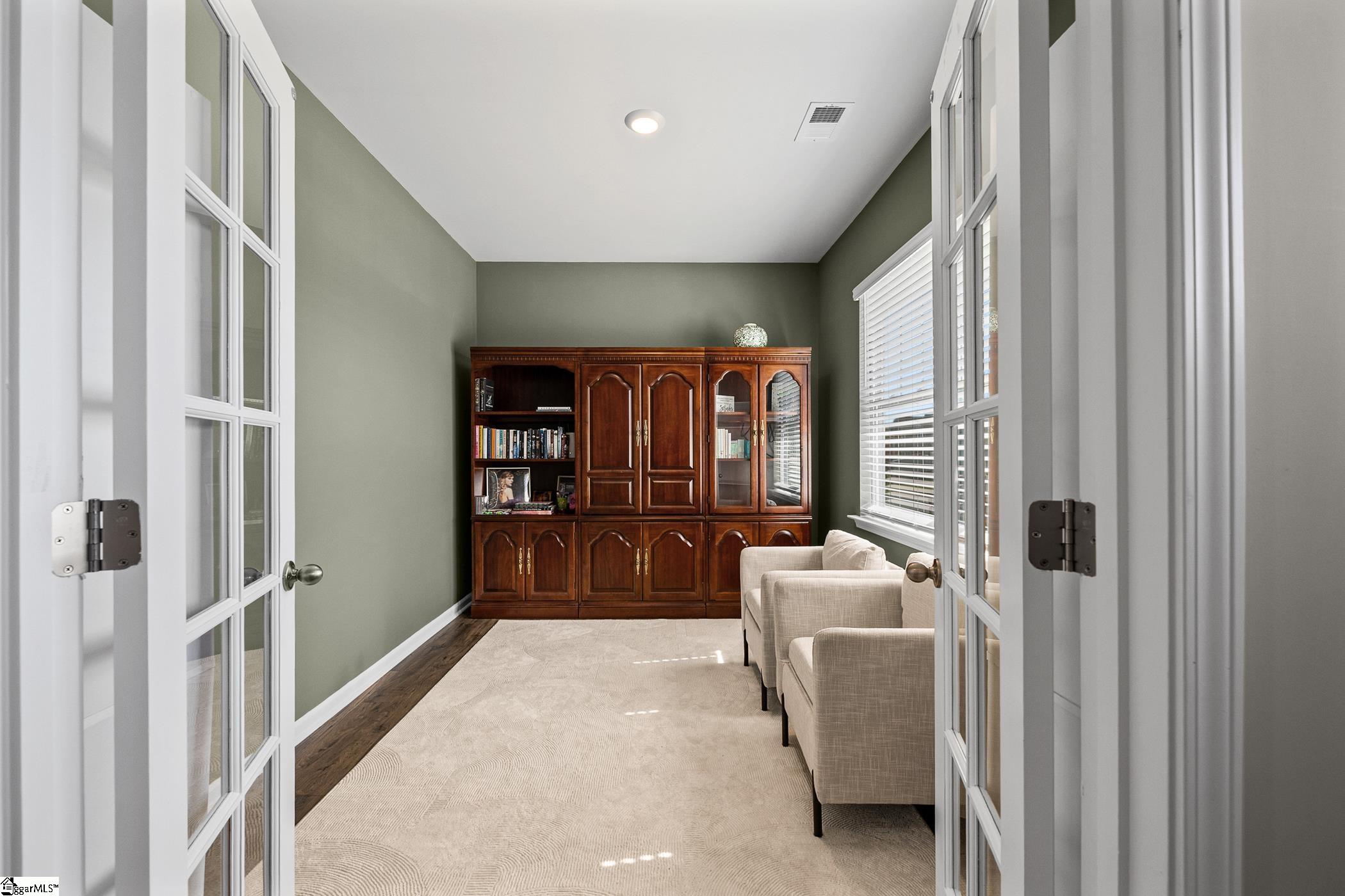 115 Bayridge Road Property Photo 6