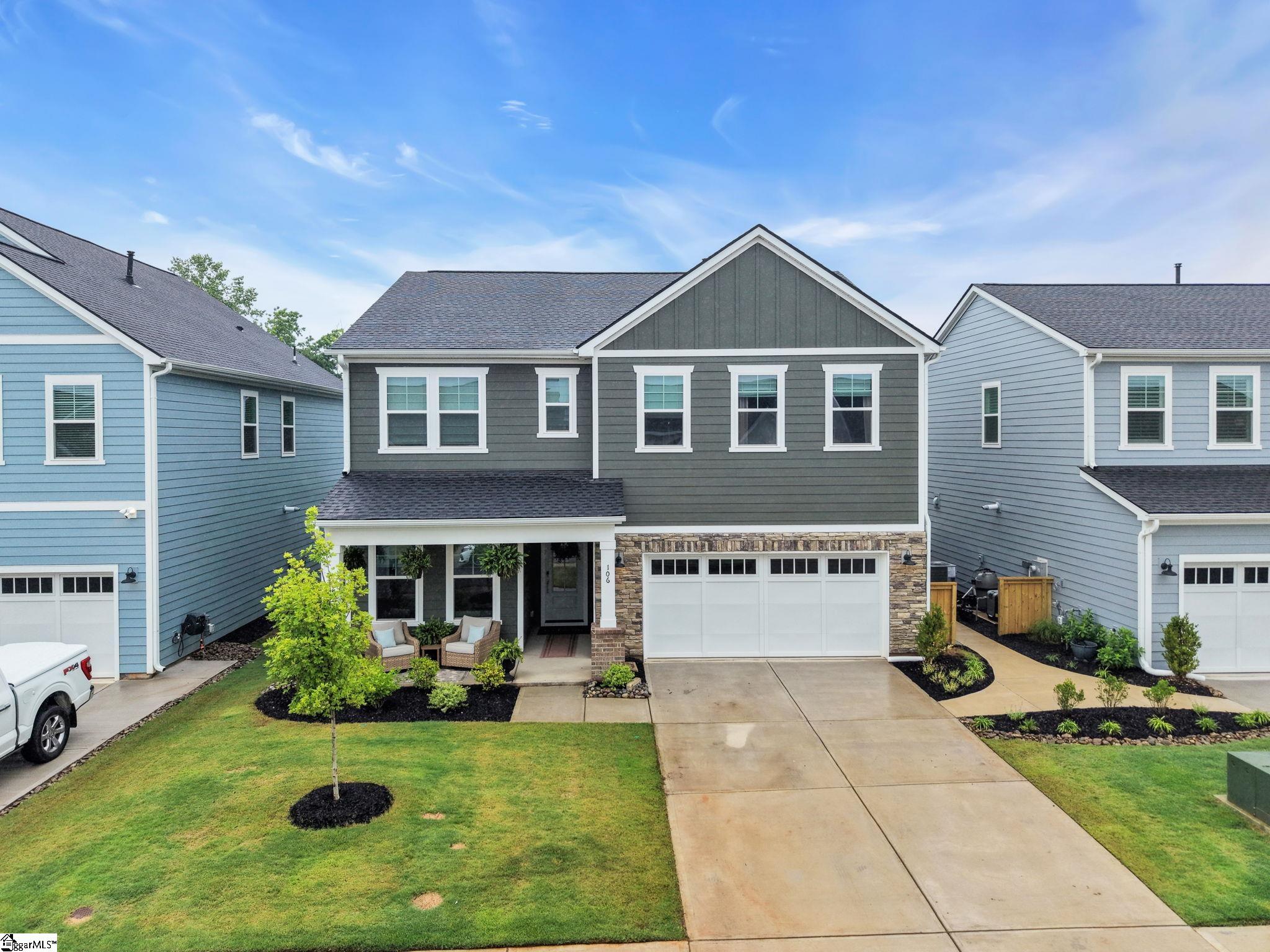 106 Winding Stream Circle Property Photo 1