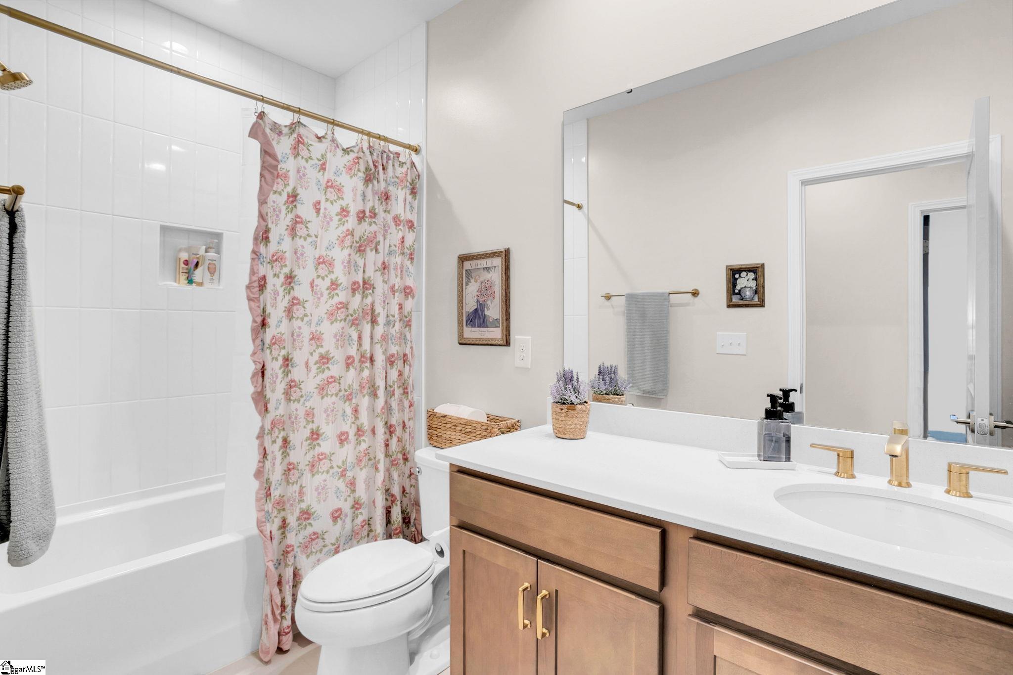 106 Winding Stream Circle Property Photo 32