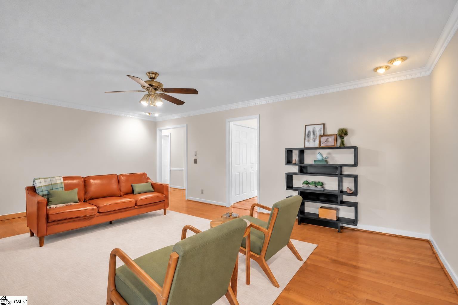 1001 Ikes Road Property Photo 5
