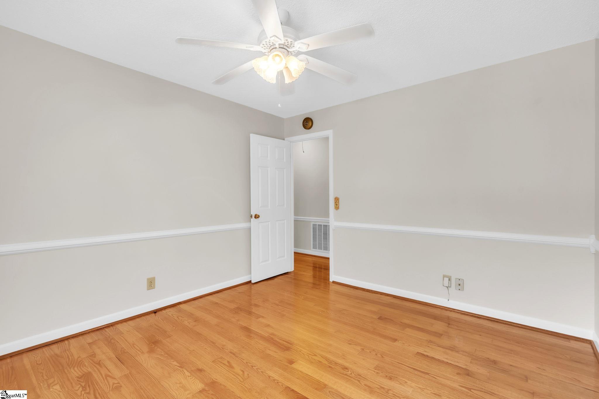 1001 Ikes Road Property Photo 17