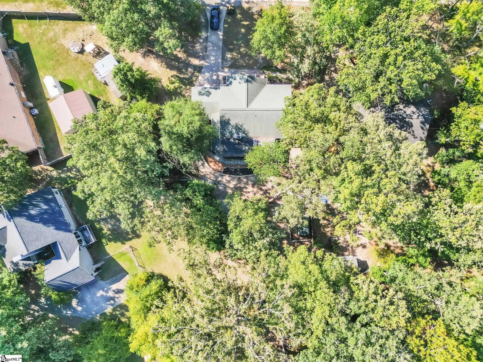 1001 Ikes Road Property Photo 23