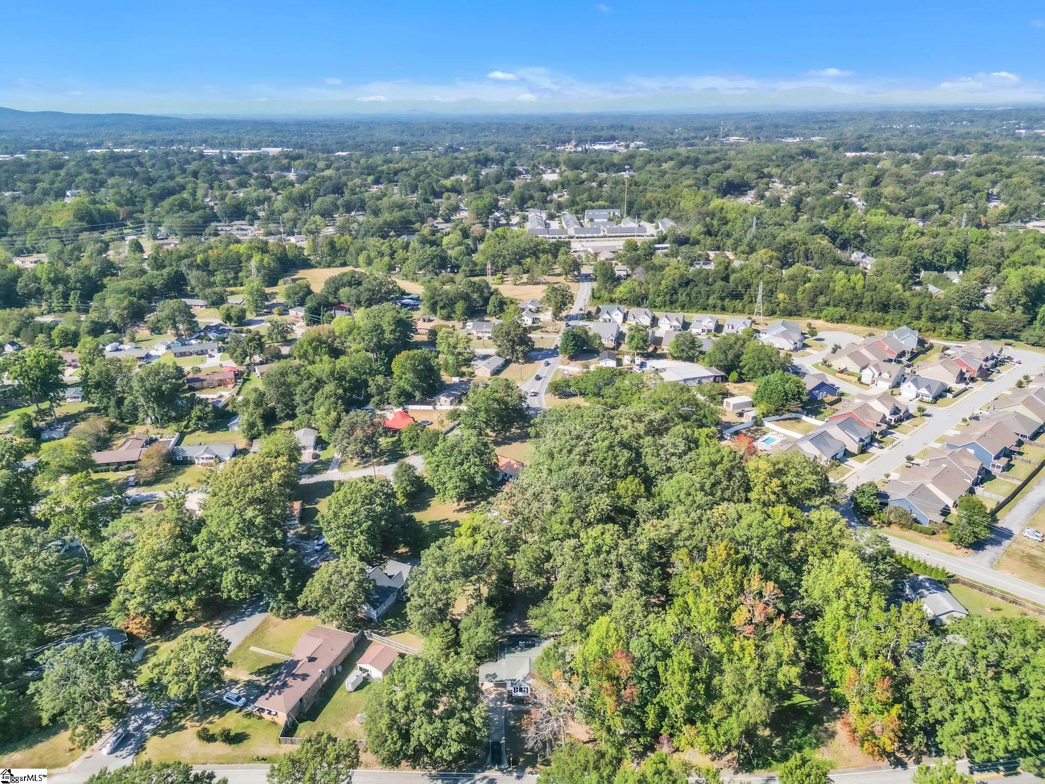1001 Ikes Road Property Photo 30