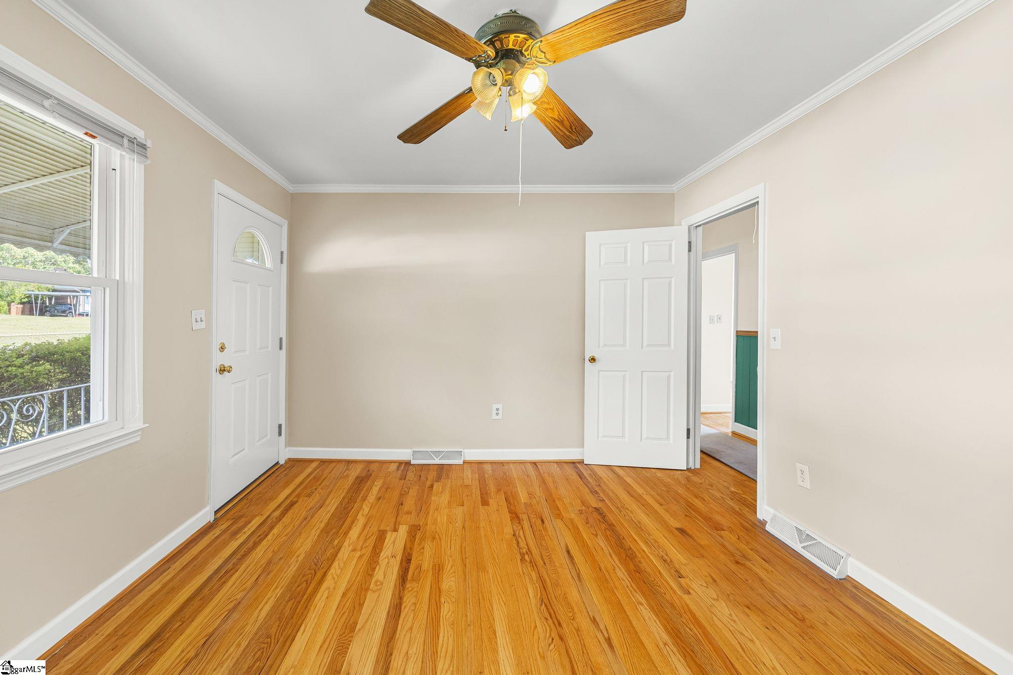 105 Salem Court Property Photo 10